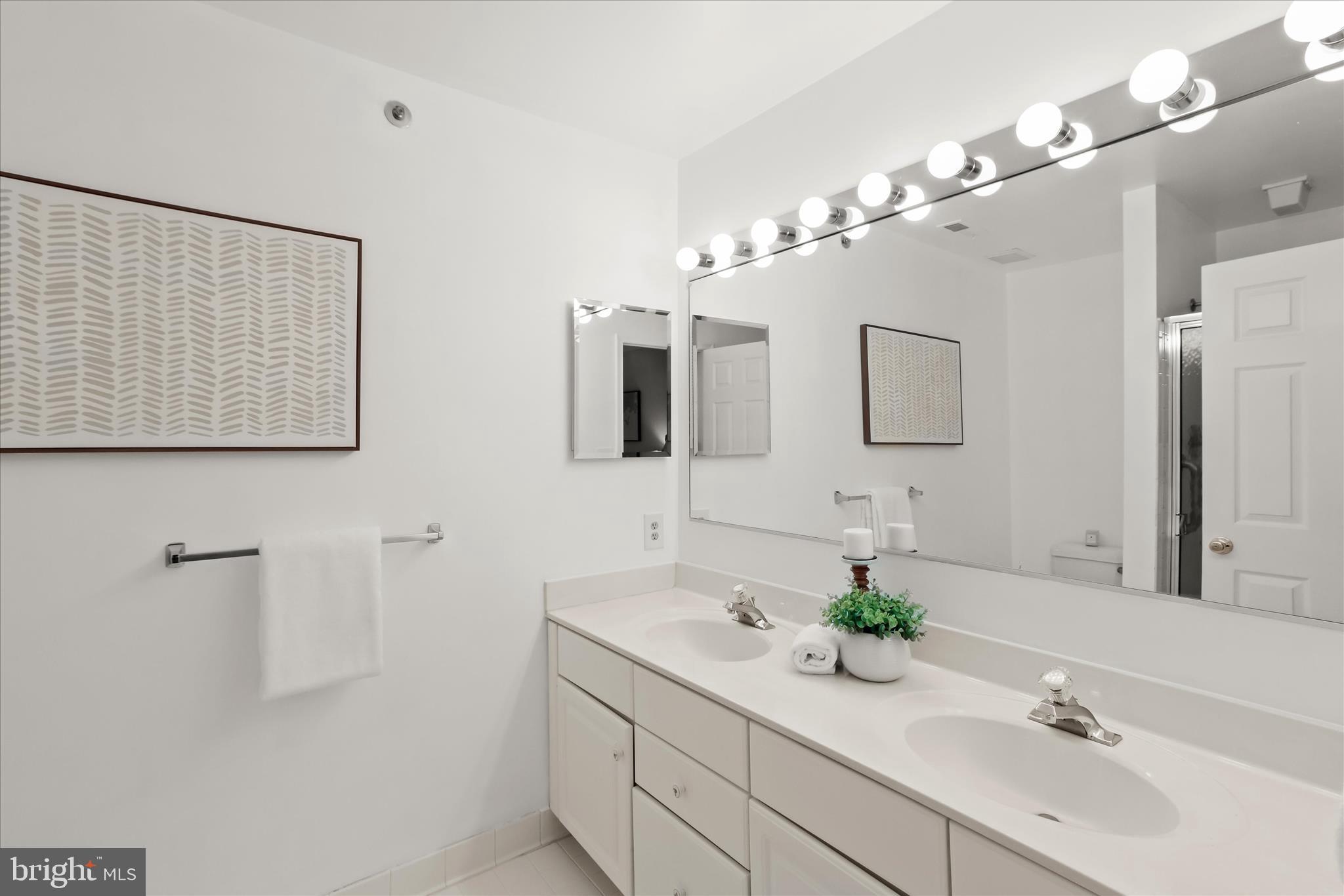 ROCKFLEET GARDEN - Residential