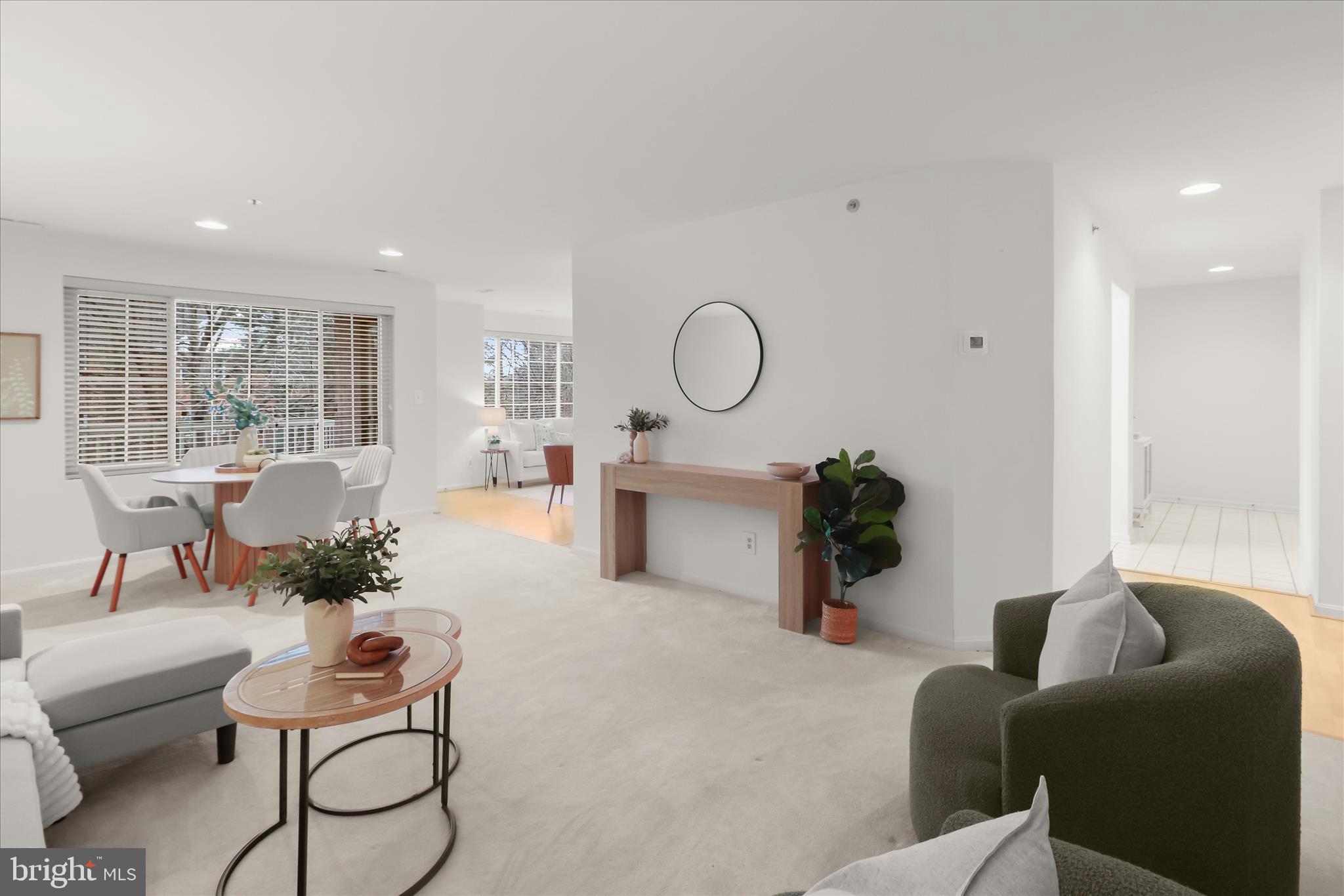 ROCKFLEET GARDEN - Residential