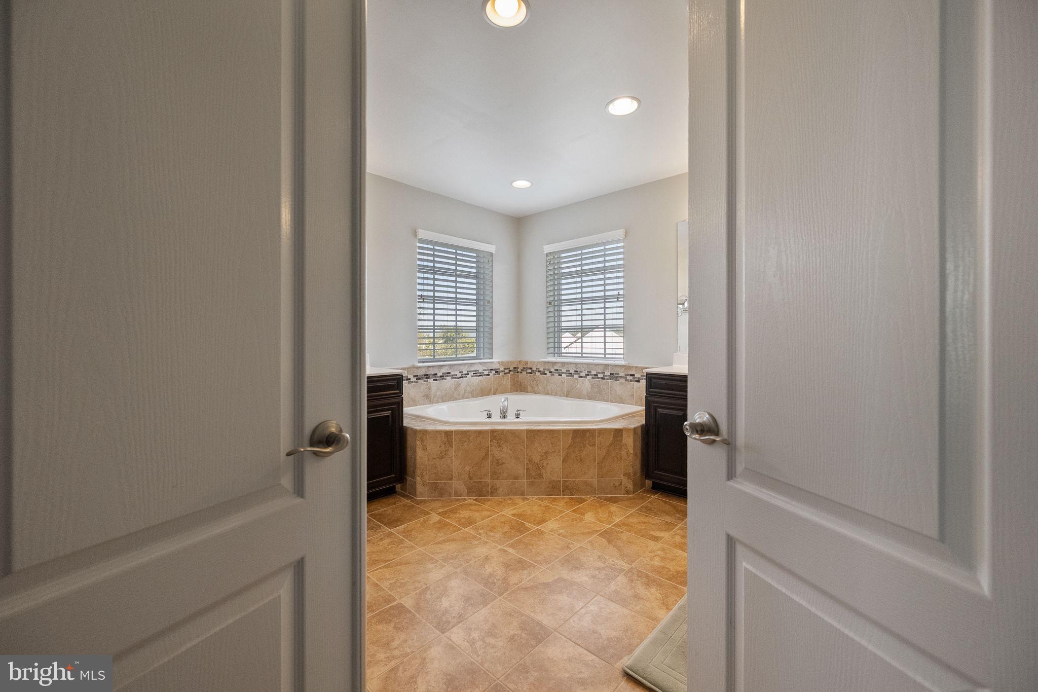 ELYSIAN HEIGHTS - Residential