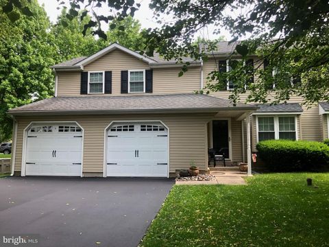 632 WRENSONG ROAD YARDLEY PA 19067