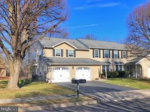 632 WRENSONG ROAD