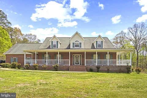 7517 Mount Holly Lane, Spotsylvania, VA MLS: VASP2032064