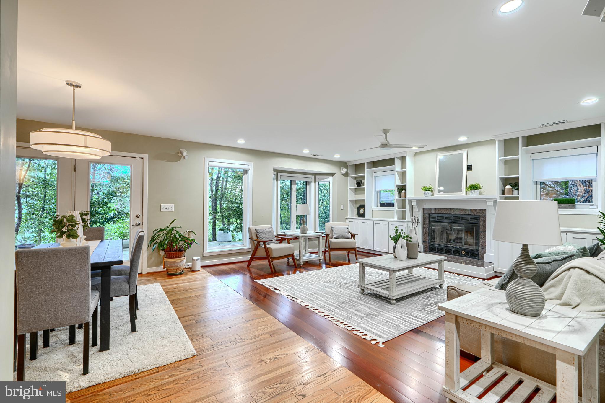 BAY HIGHLANDS - Residential