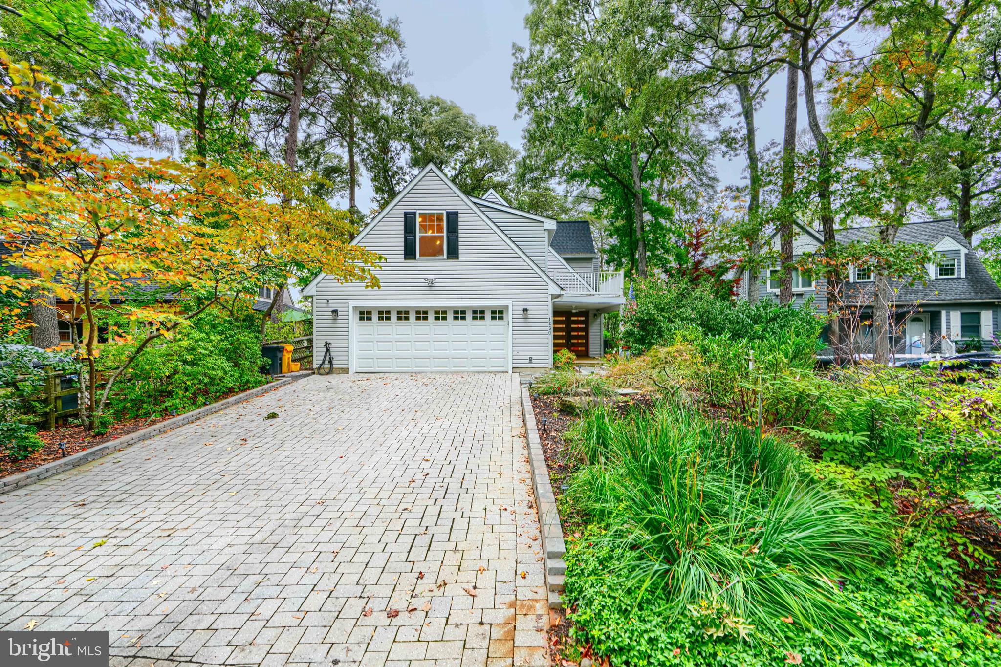 BAY HIGHLANDS - Residential