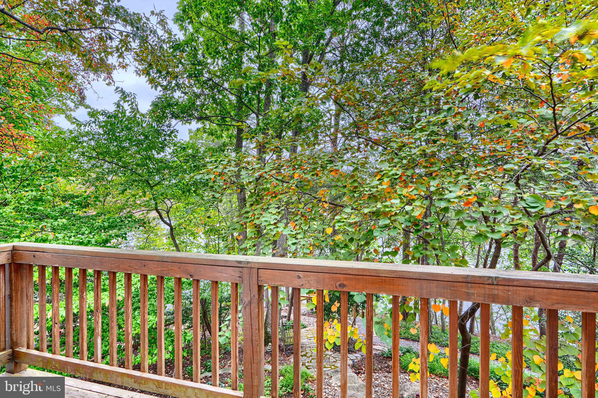 BAY HIGHLANDS - Residential