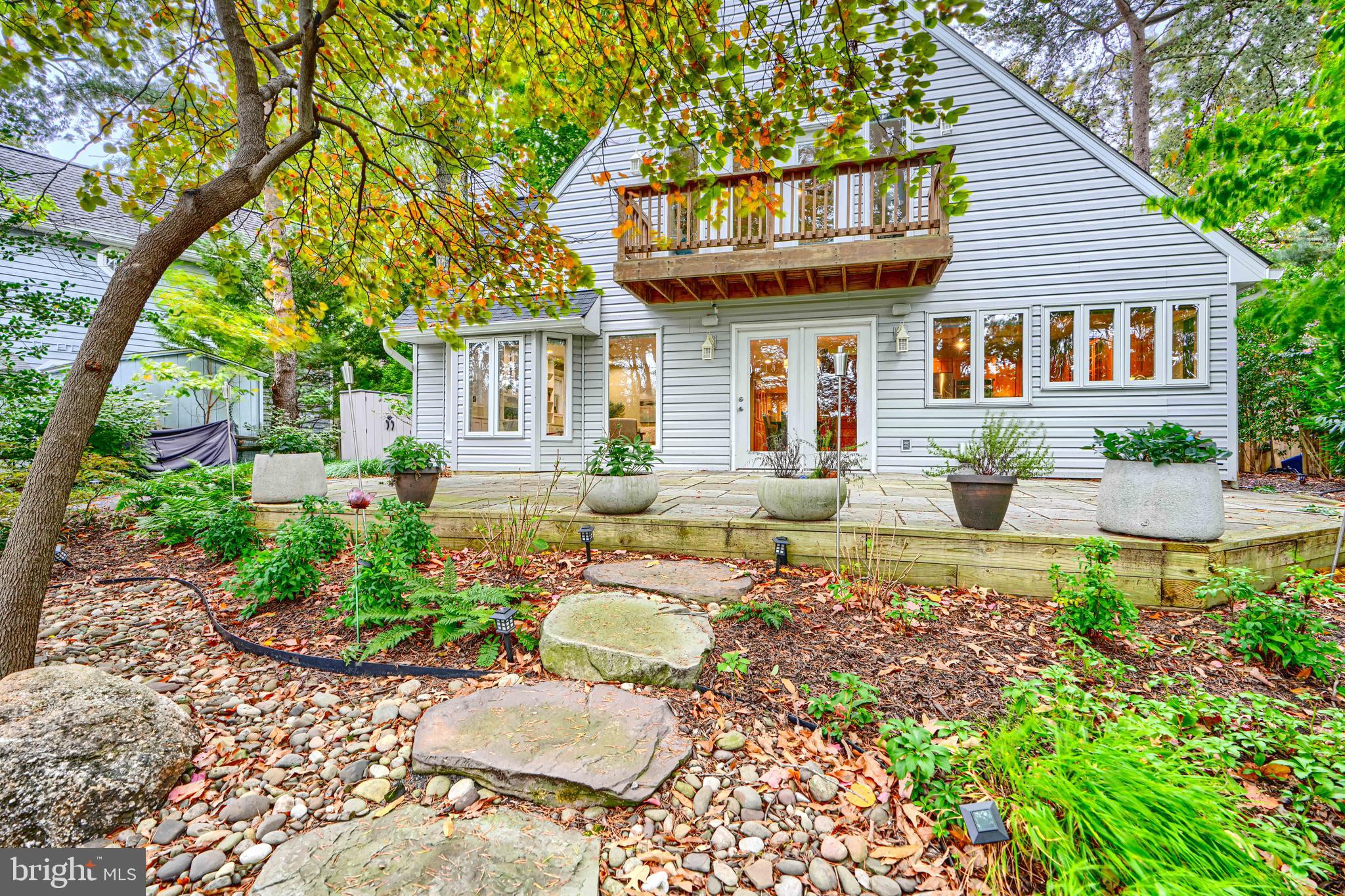 BAY HIGHLANDS - Residential