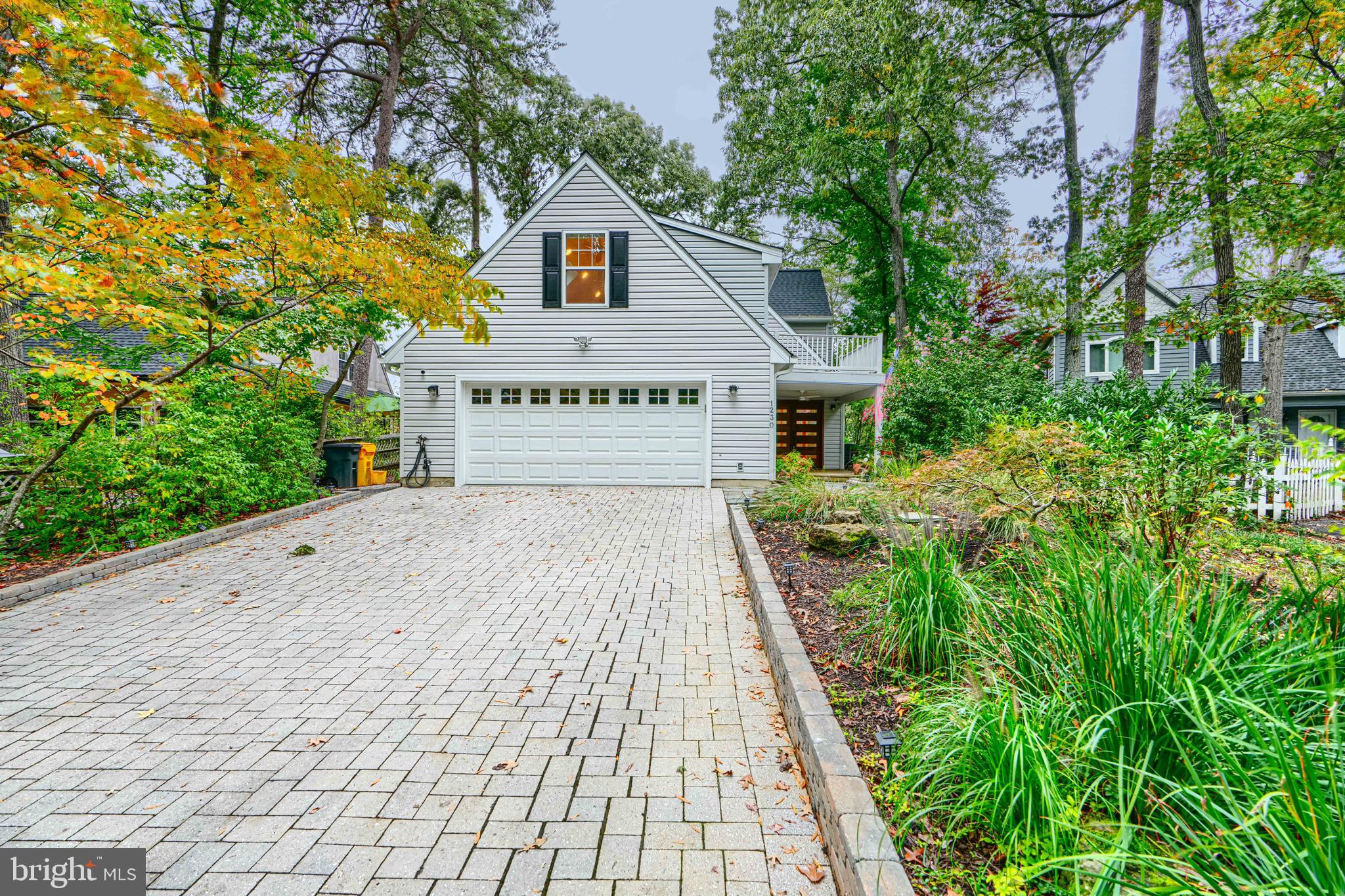 BAY HIGHLANDS - Residential