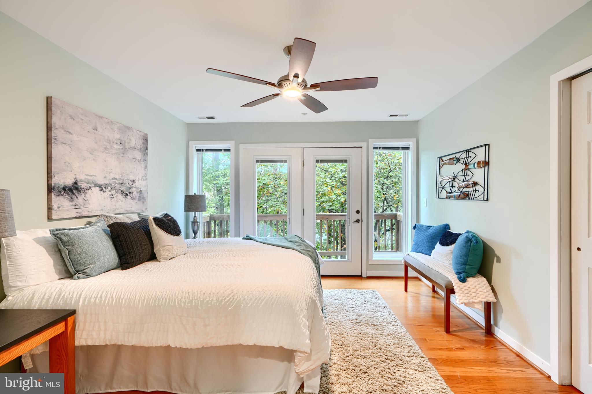 BAY HIGHLANDS - Residential