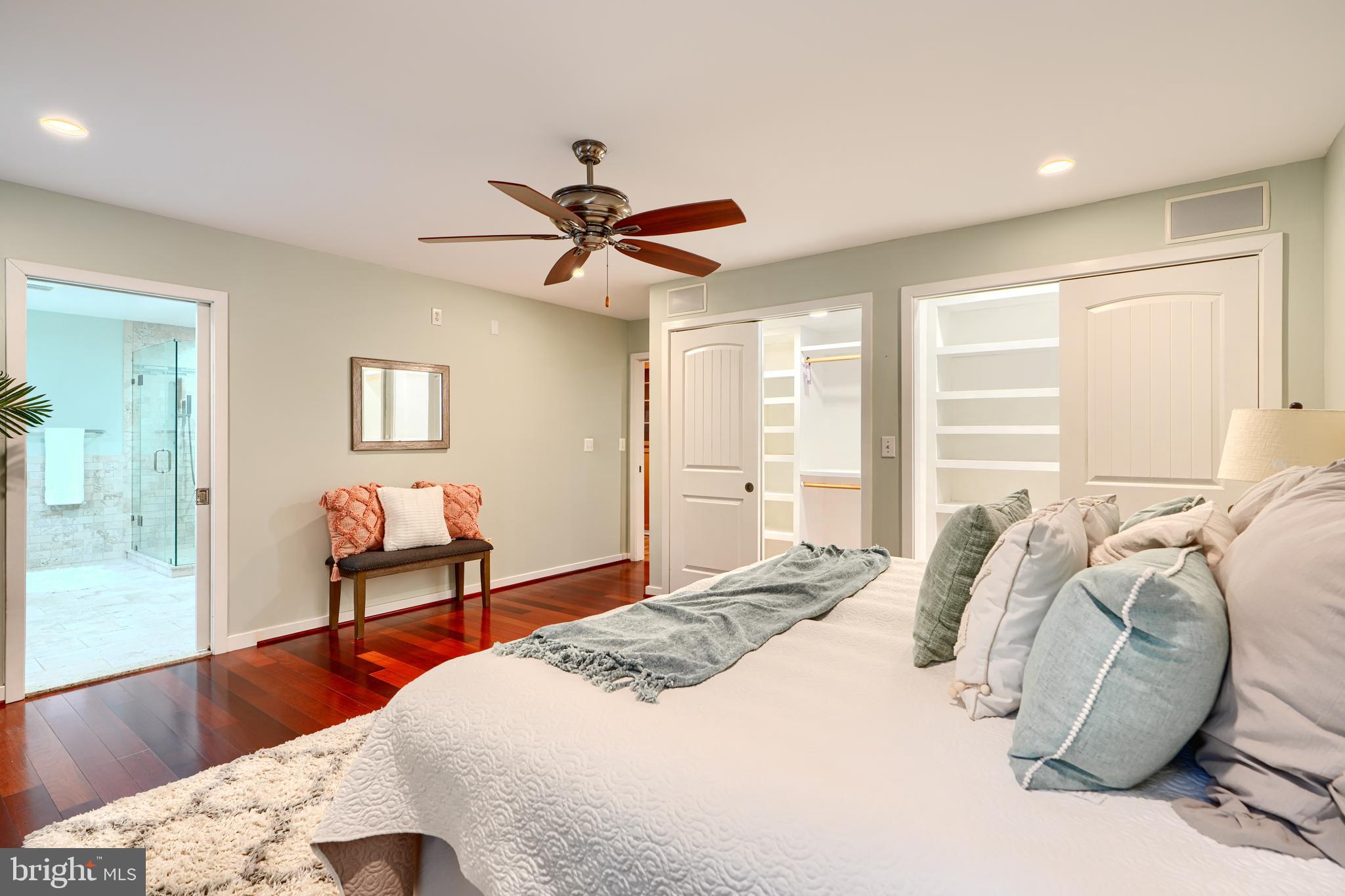 BAY HIGHLANDS - Residential