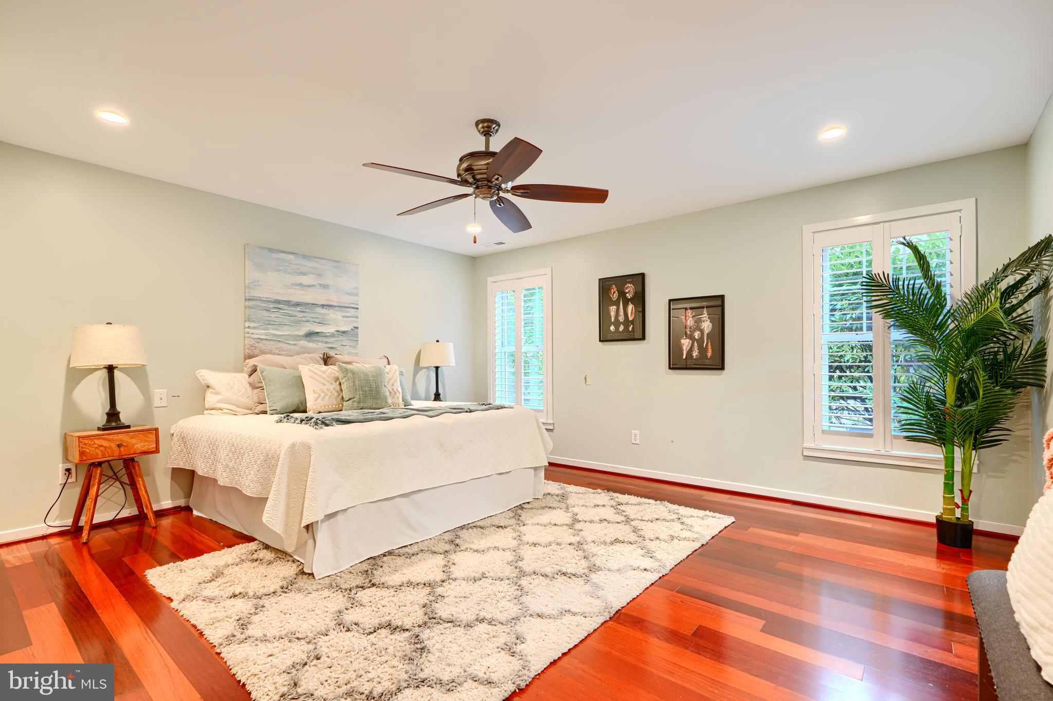 BAY HIGHLANDS - Residential