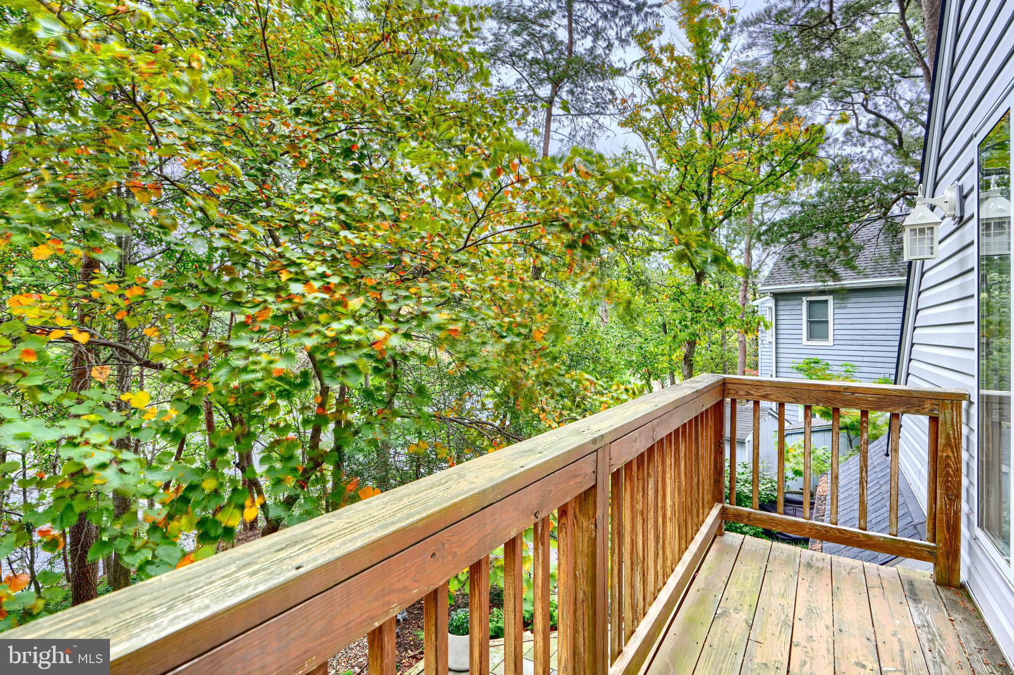 BAY HIGHLANDS - Residential