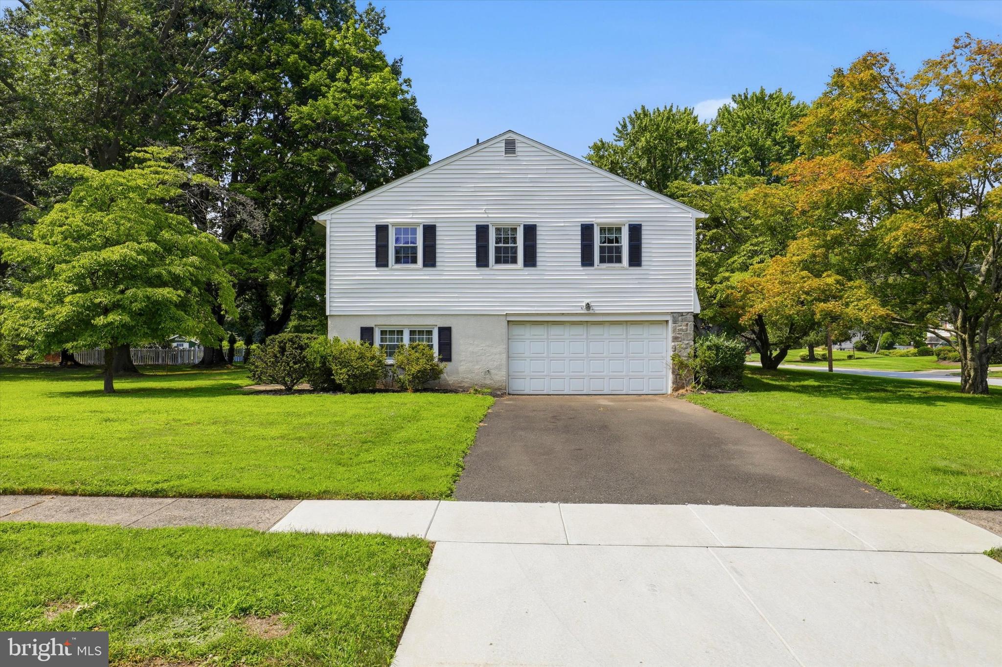 231 TALLY HO DRIVE