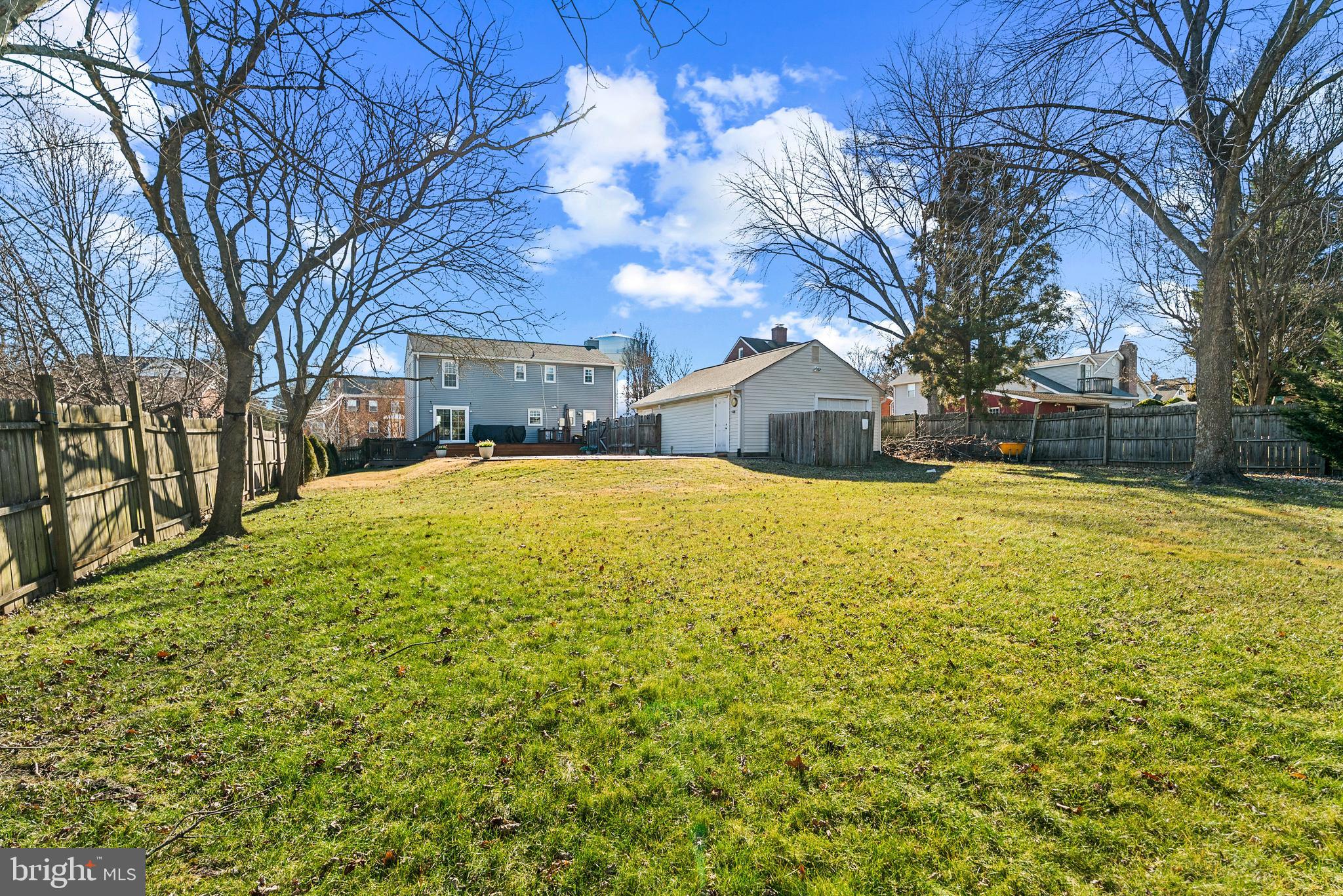 FAIR VIEW WOODS - Residential Lease