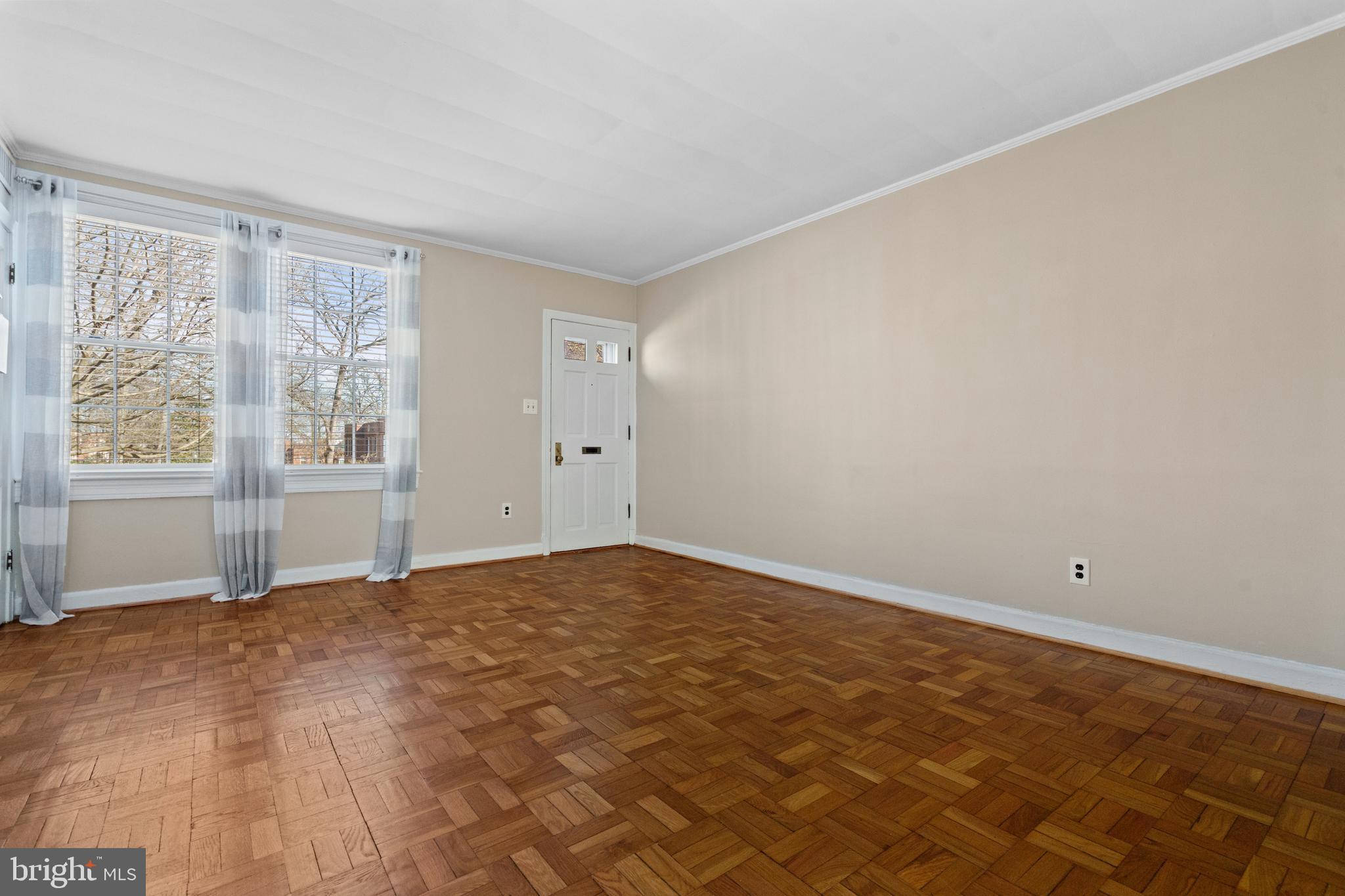 ARLINGTON VILLAGE - Residential