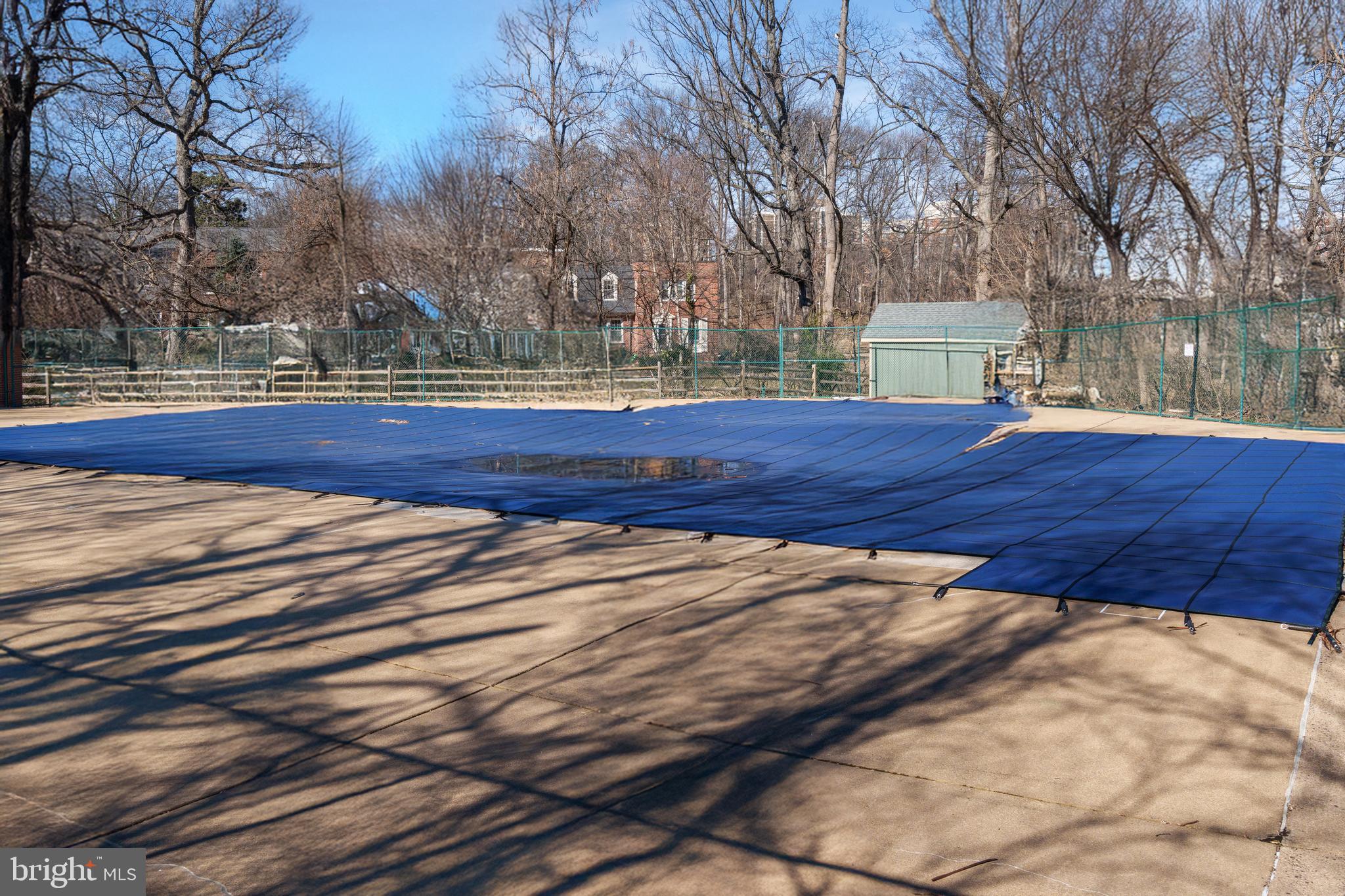 ARLINGTON VILLAGE - Residential