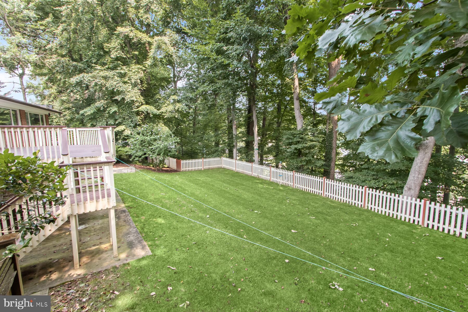 TULIP HILL - Residential