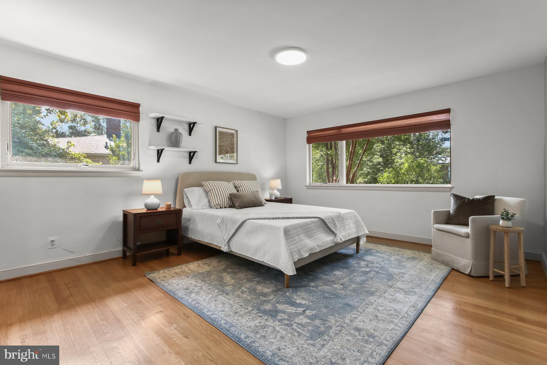 TULIP HILL - Residential