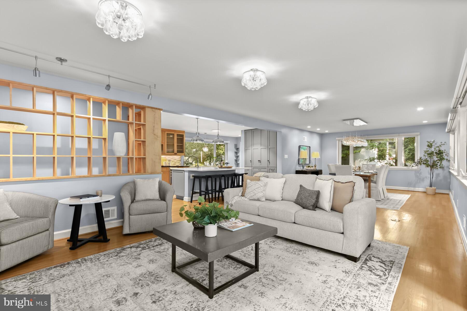 TULIP HILL - Residential