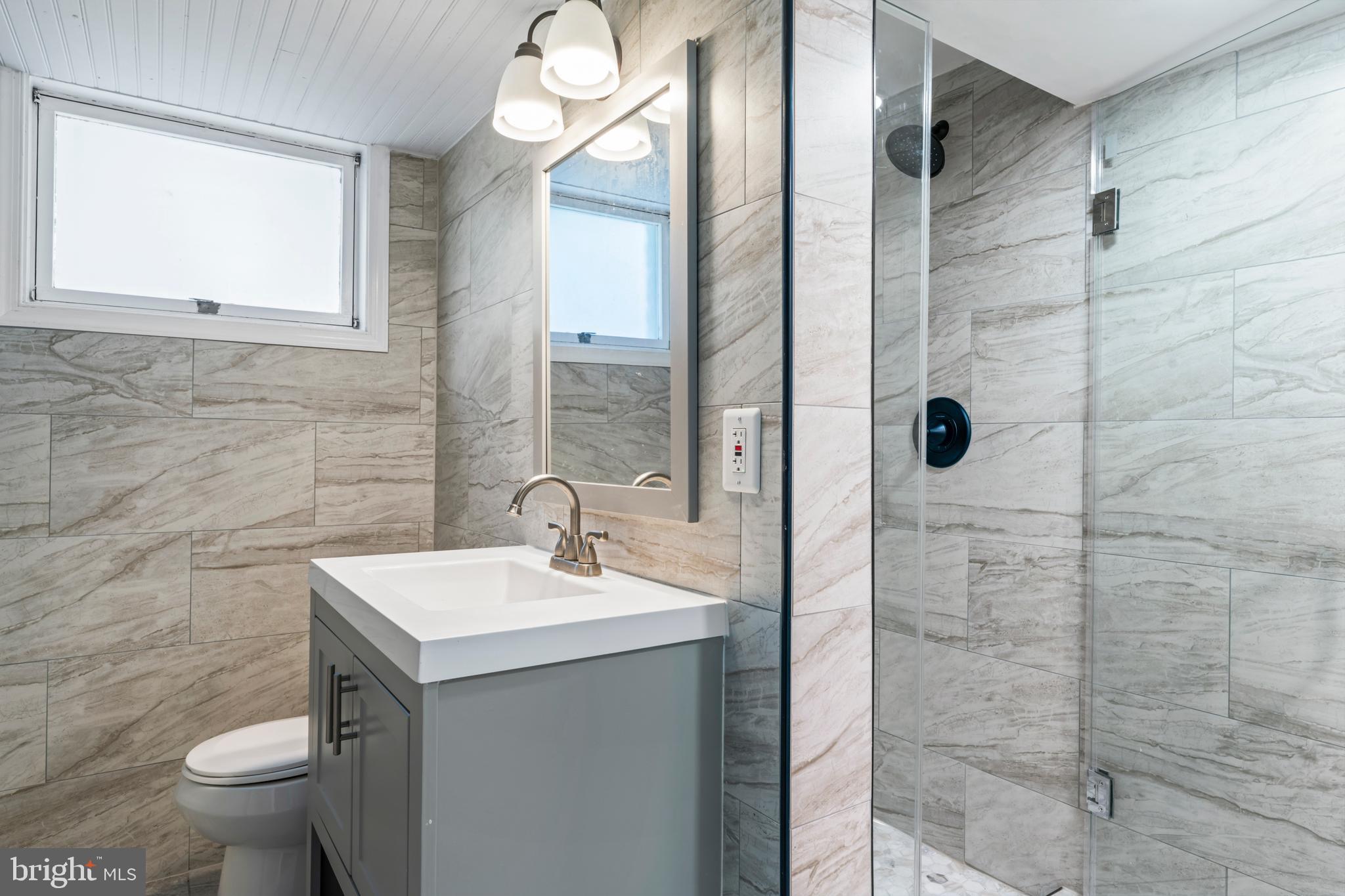 KIRBY COURT - Residential