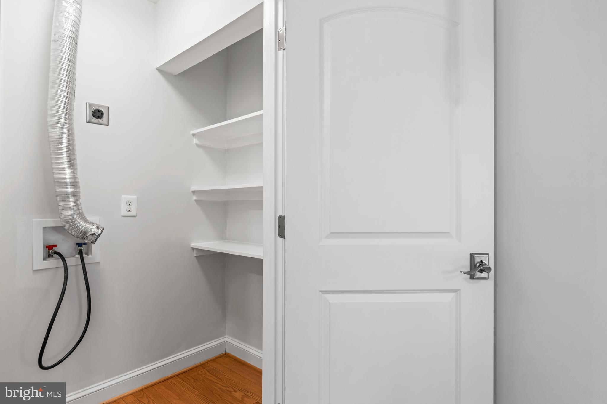 KIRBY COURT - Residential