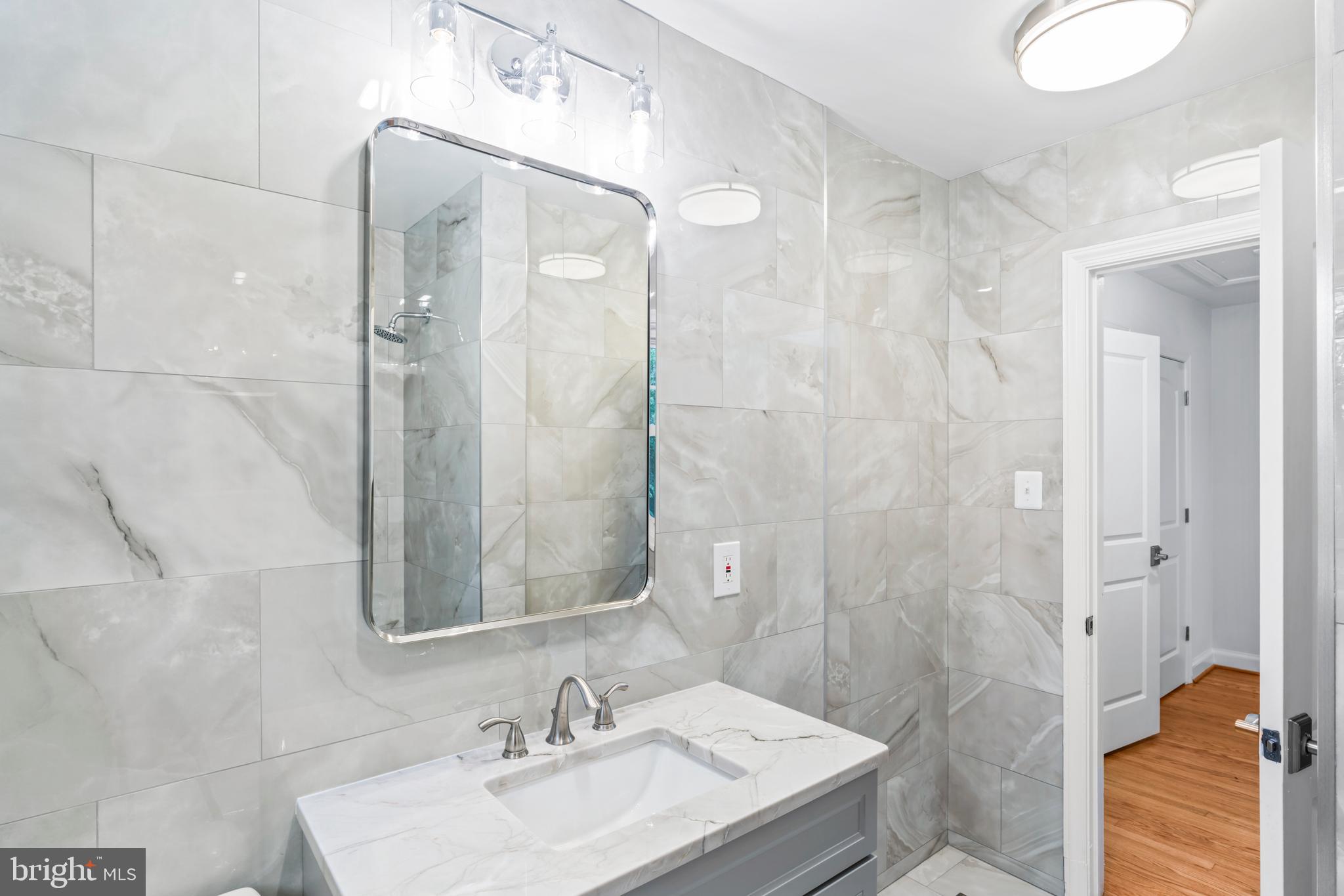 KIRBY COURT - Residential