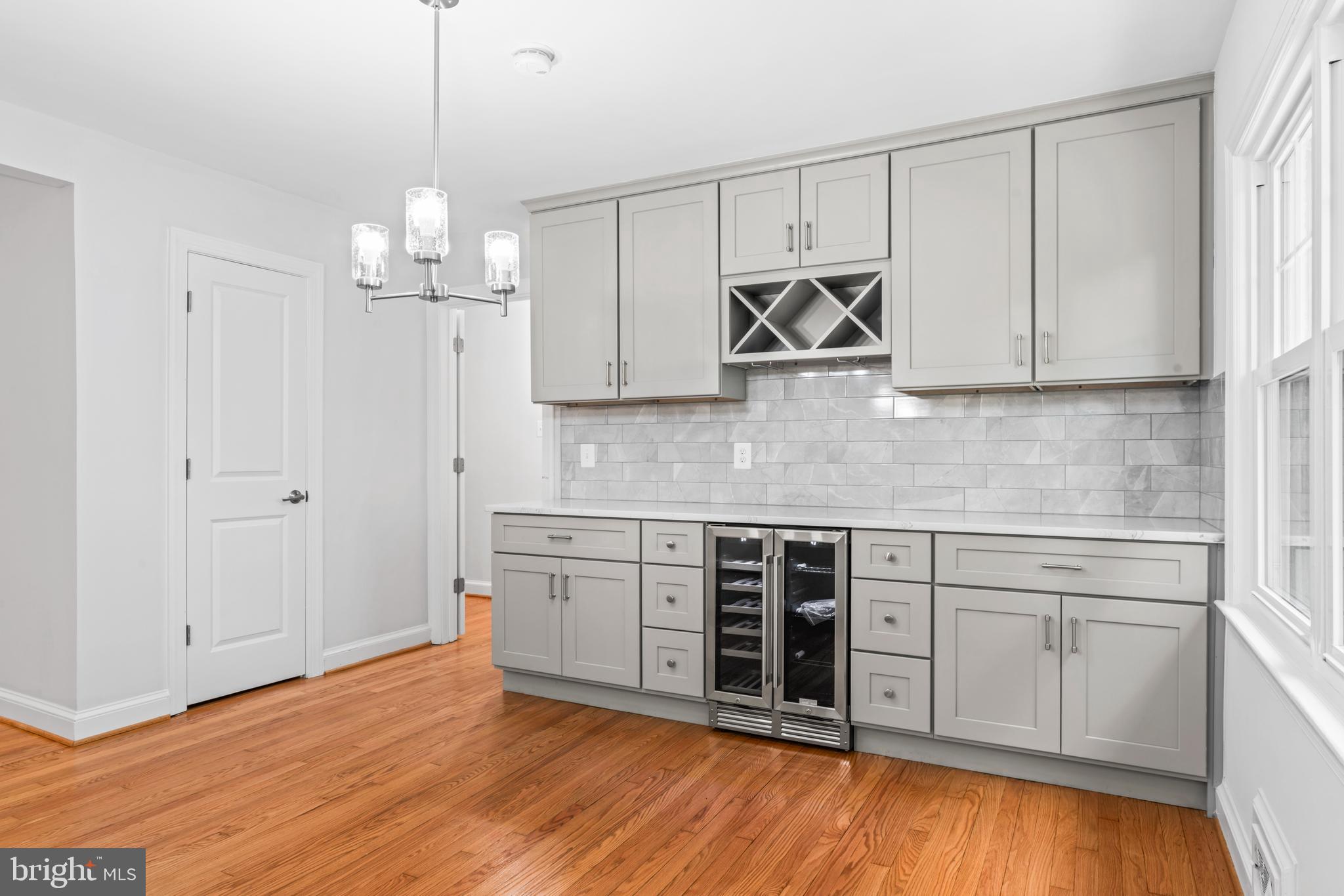 6616 KIRBY COURT