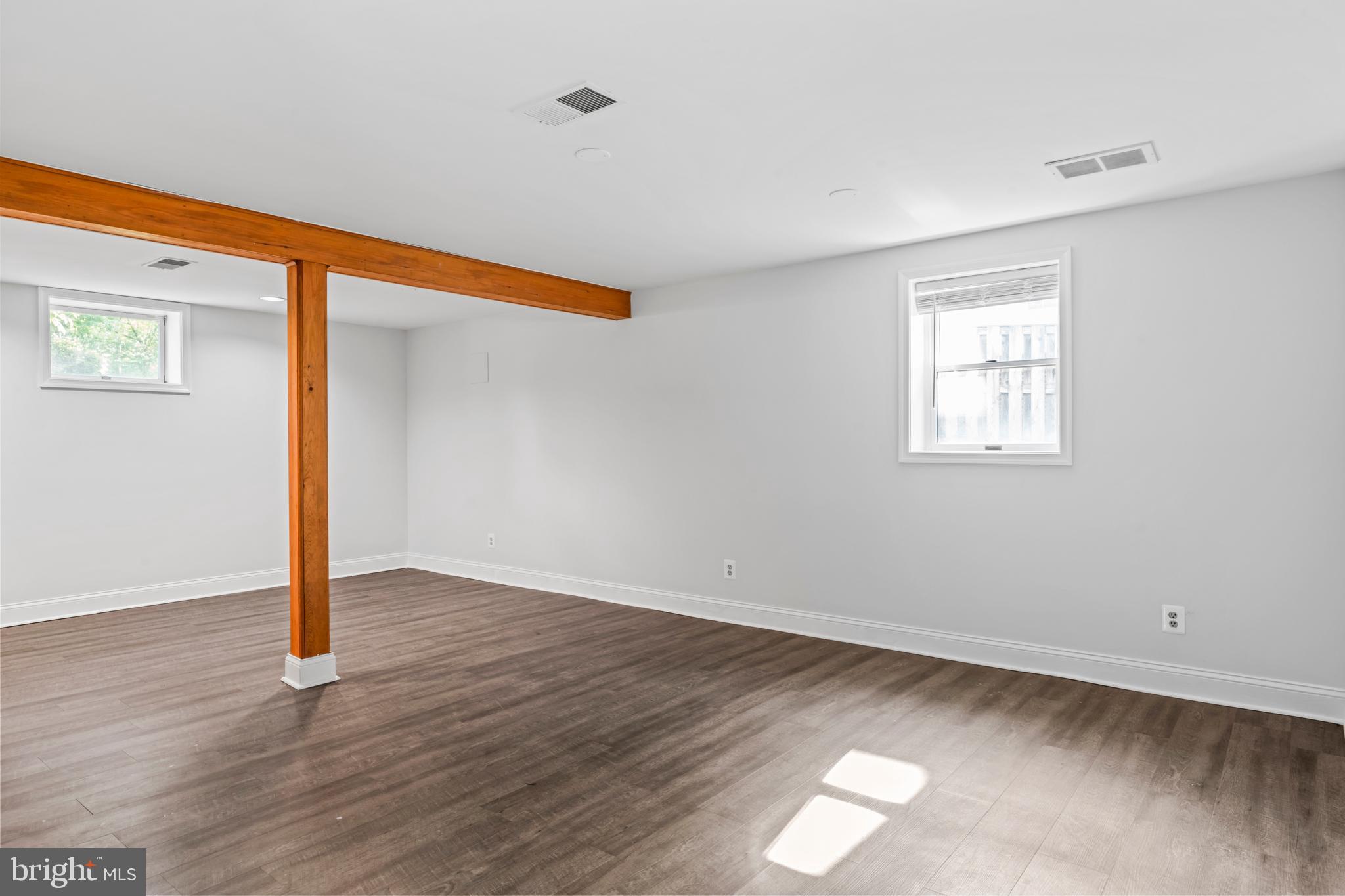 KIRBY COURT - Residential