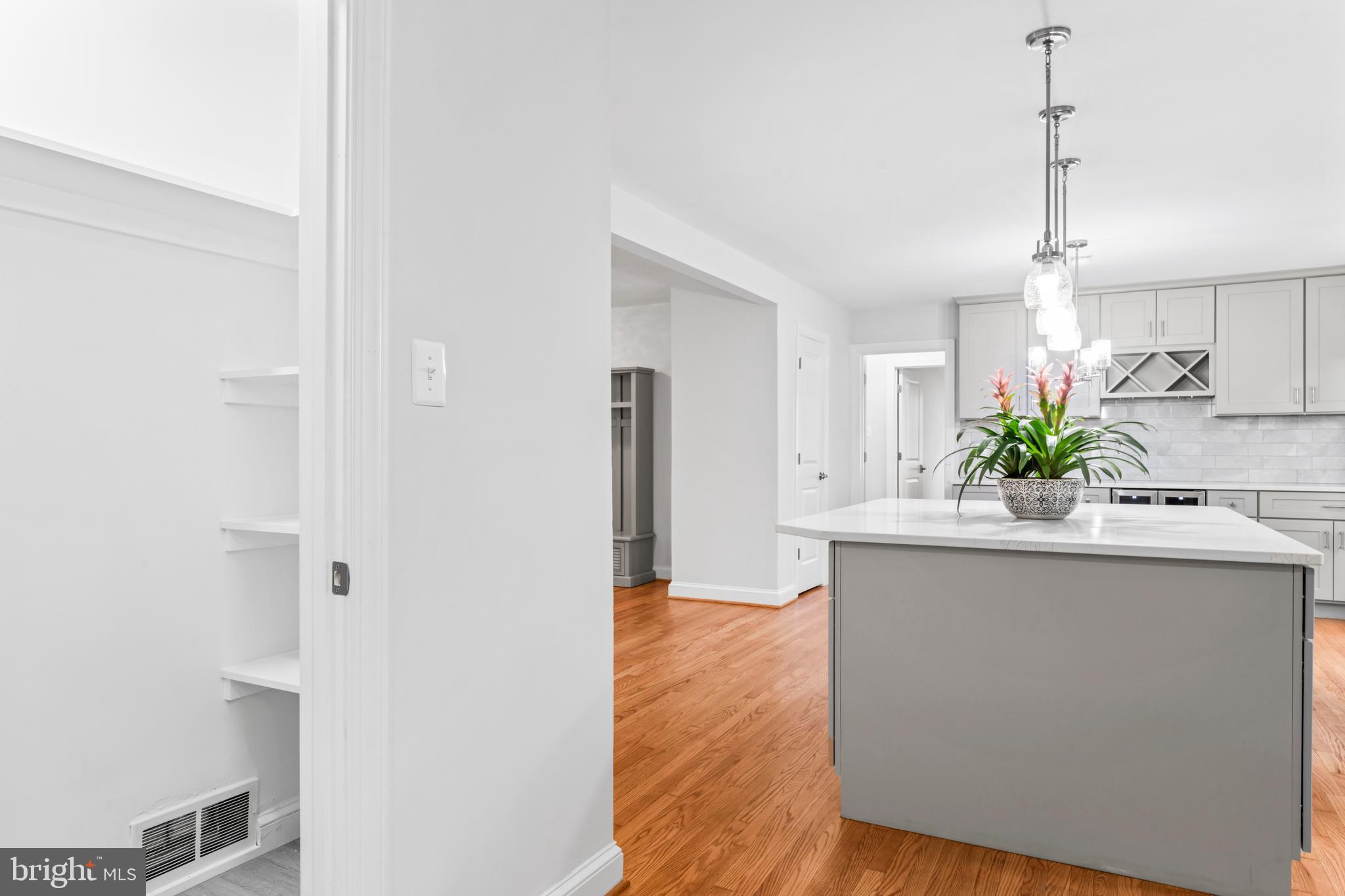 KIRBY COURT - Residential