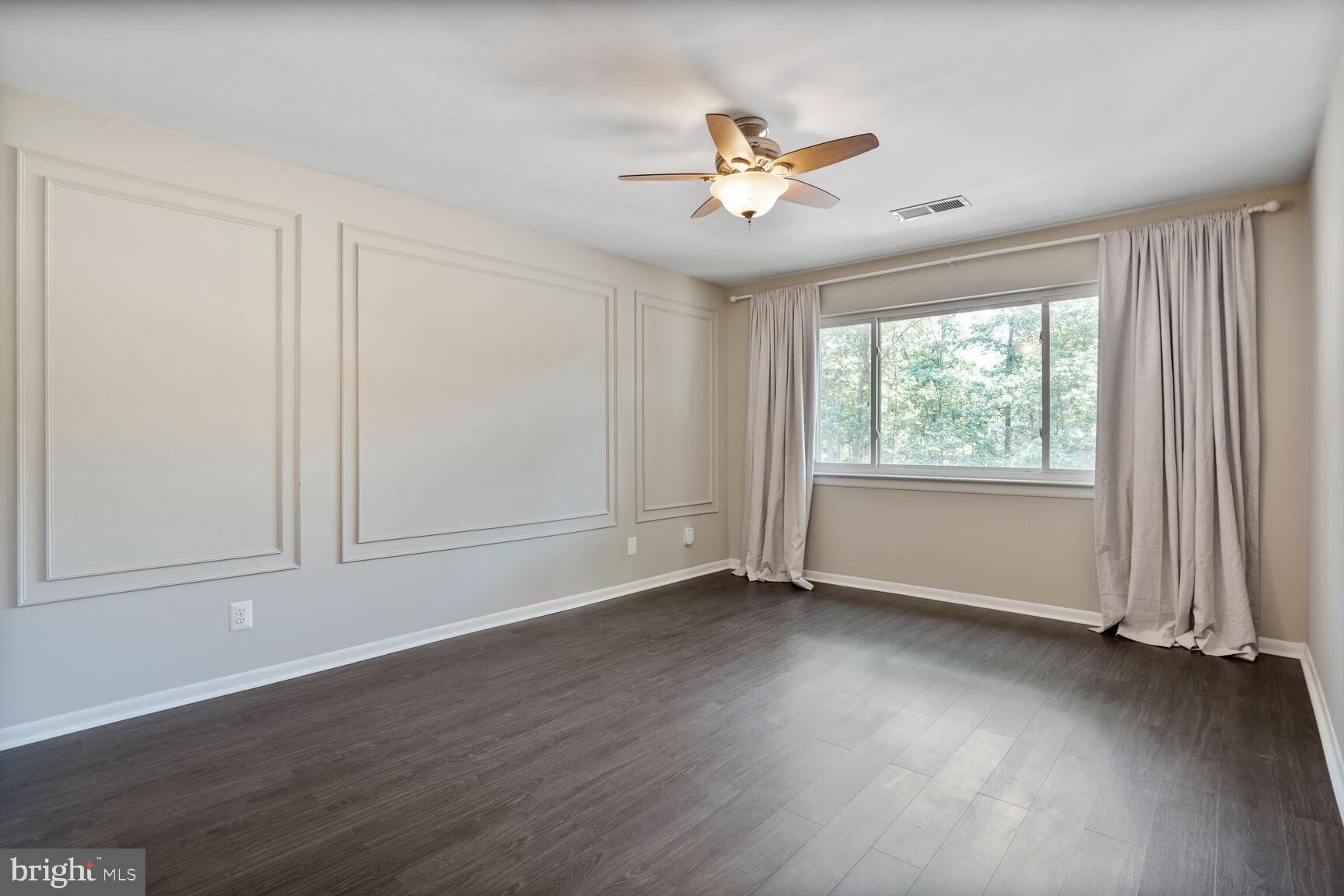 HUNTERS WOODS VILLAGE - Residential Lease