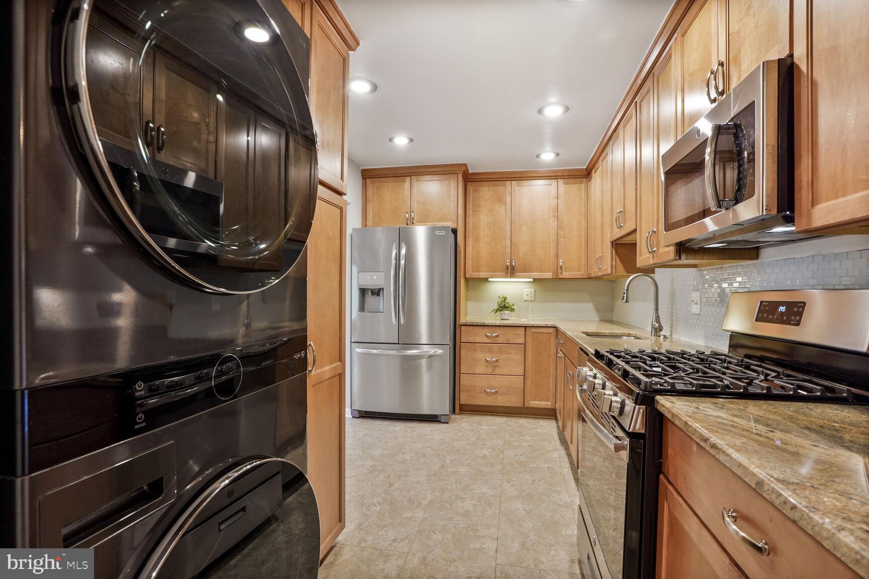 HUNTERS WOODS VILLAGE - Residential Lease