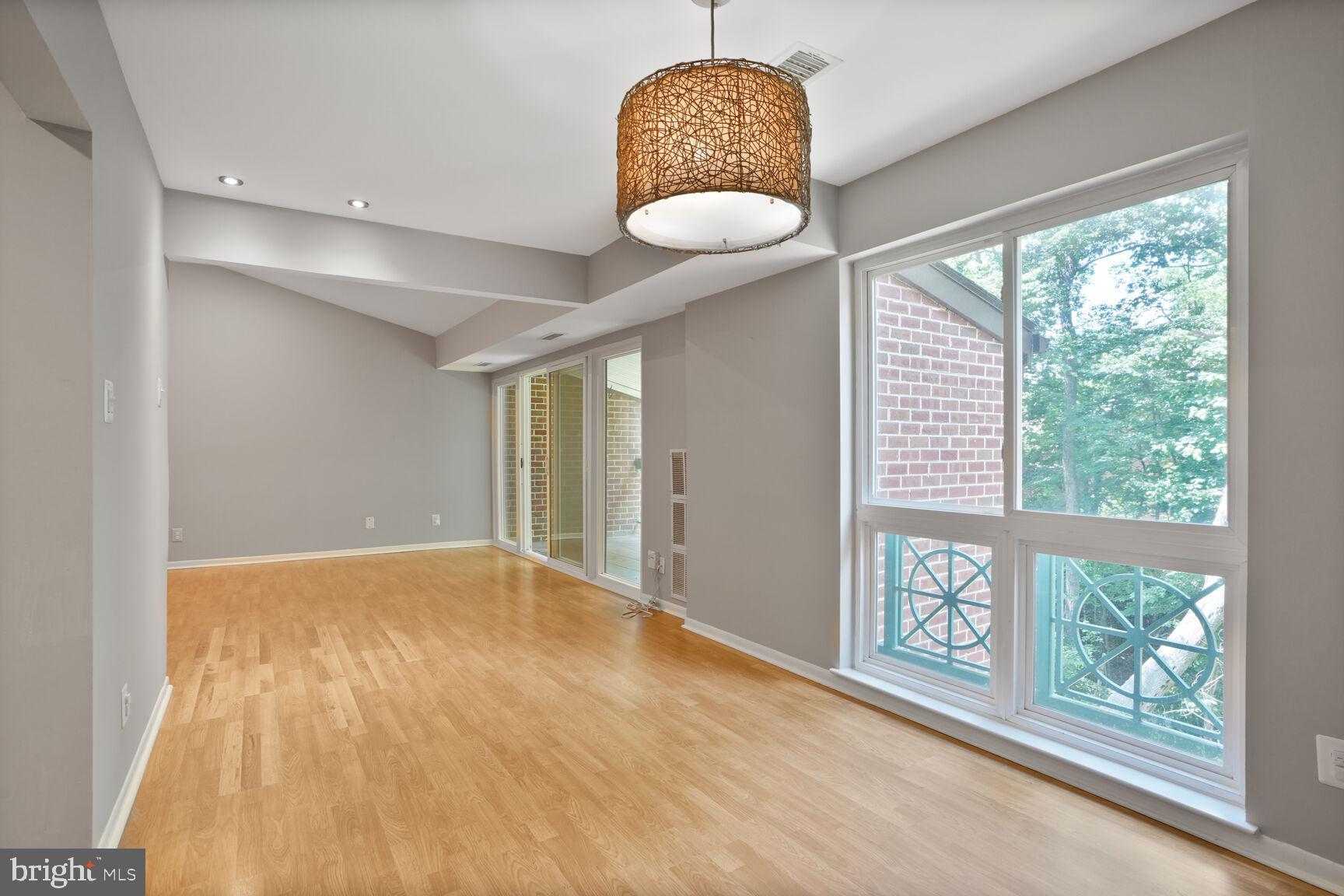 HUNTERS WOODS VILLAGE - Residential Lease