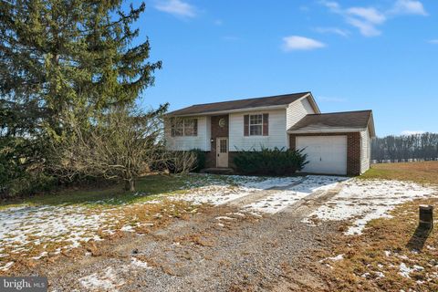 1011 CHAPEL ROAD NEW WINDSOR MD 21776