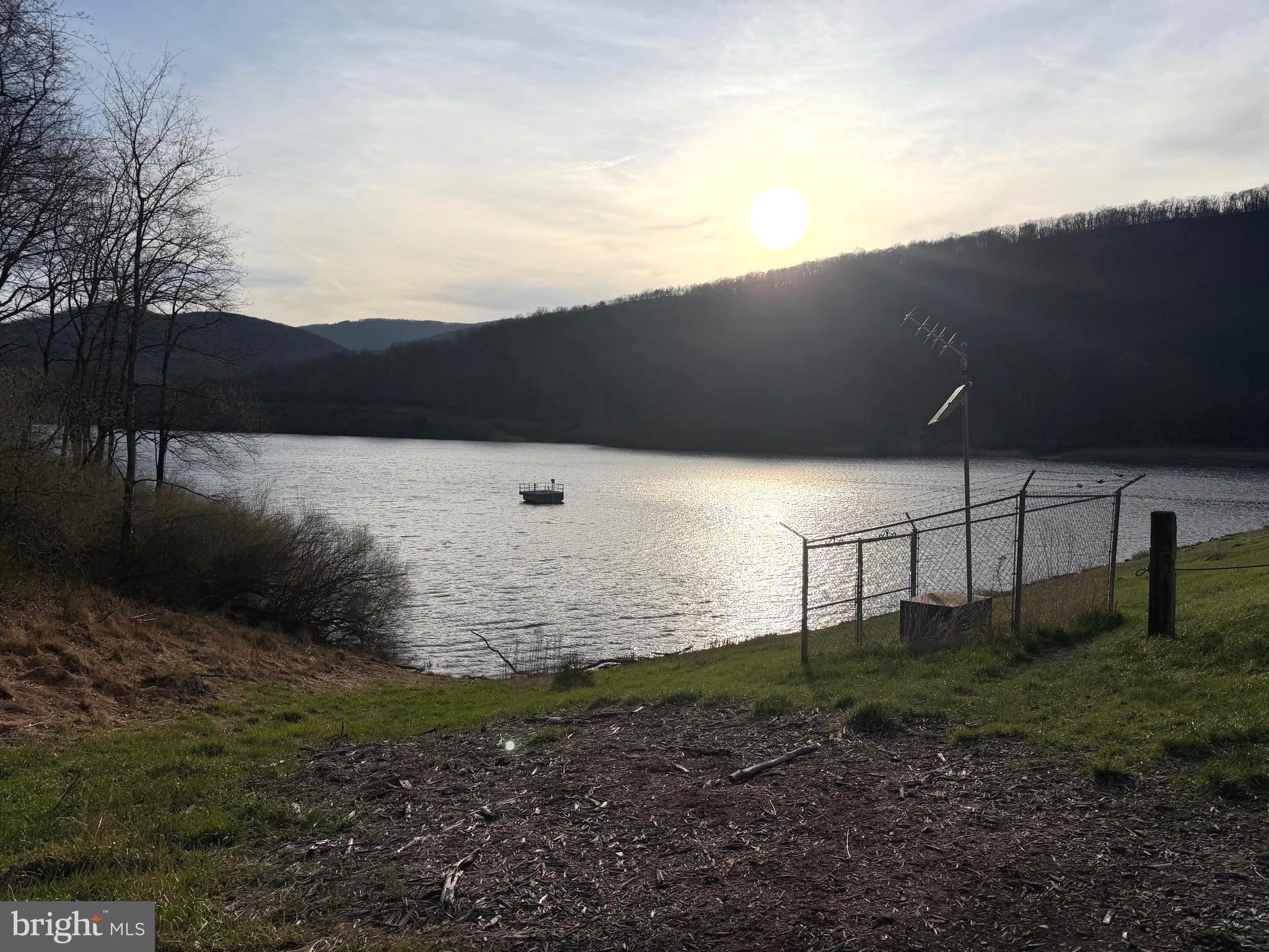 THE PRESERVE AT NEW CREEK LAKE - Land
