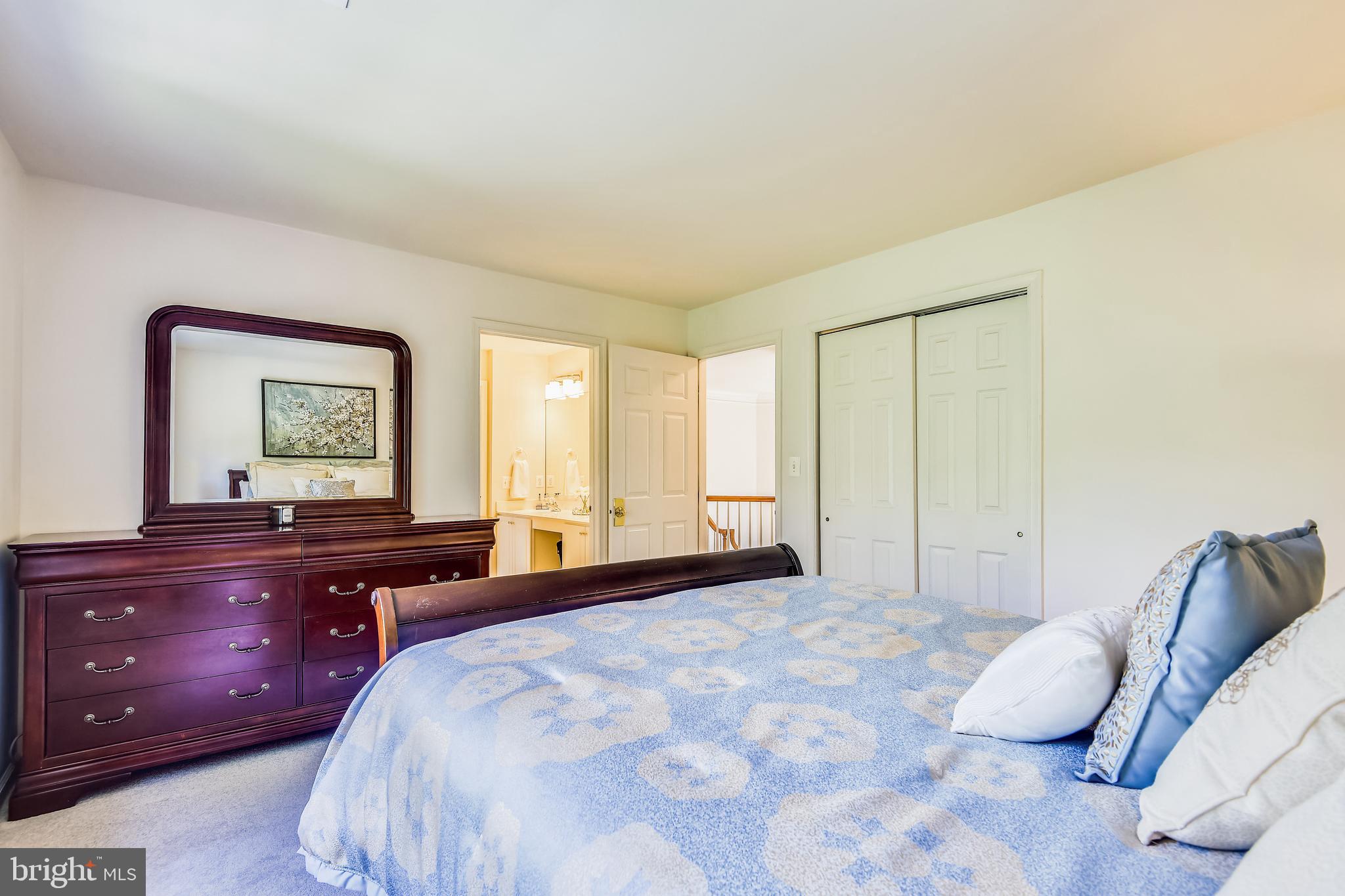 FAIR OAKS HUNT - Residential