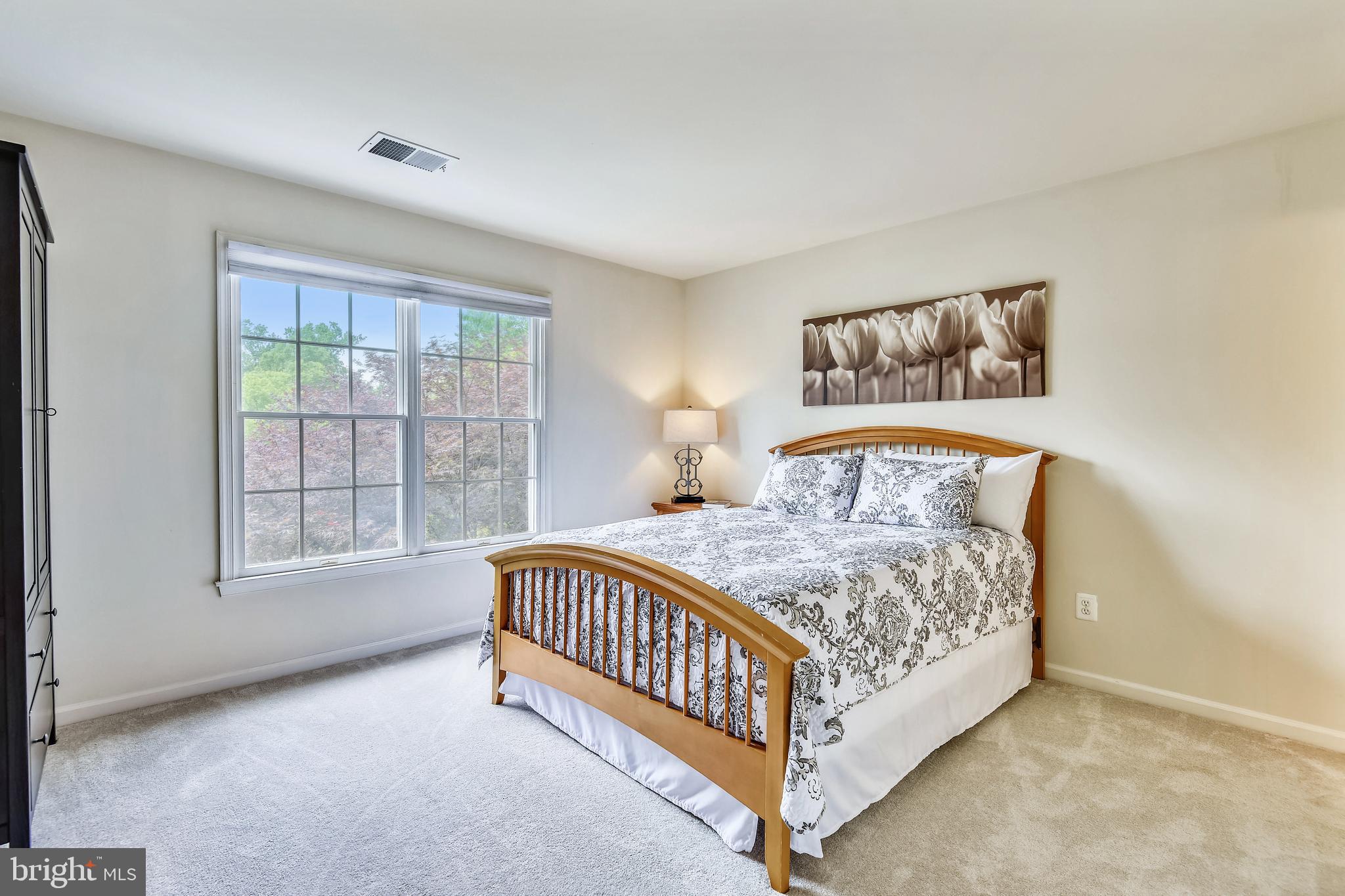 FAIR OAKS HUNT - Residential