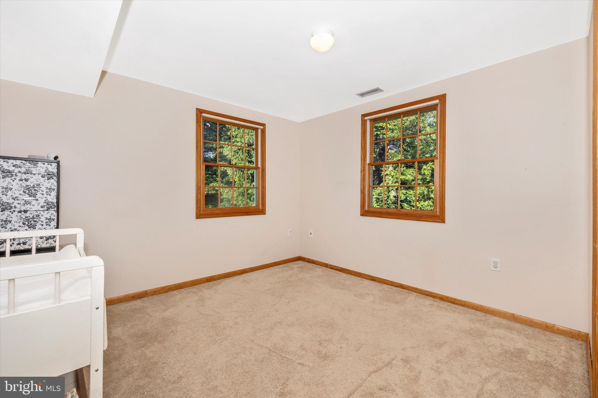 SUNNYBROOK FARMS - Residential