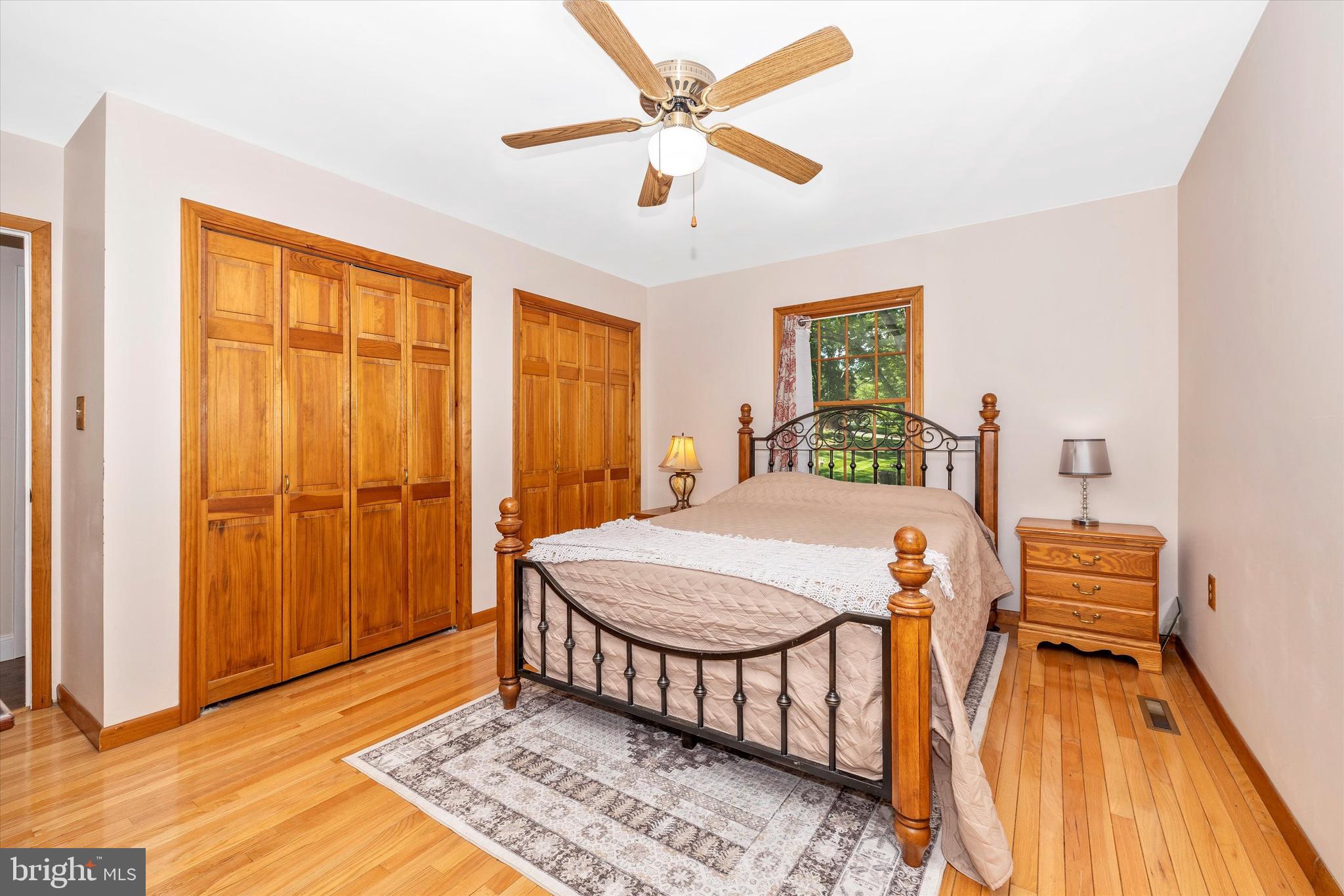 SUNNYBROOK FARMS - Residential