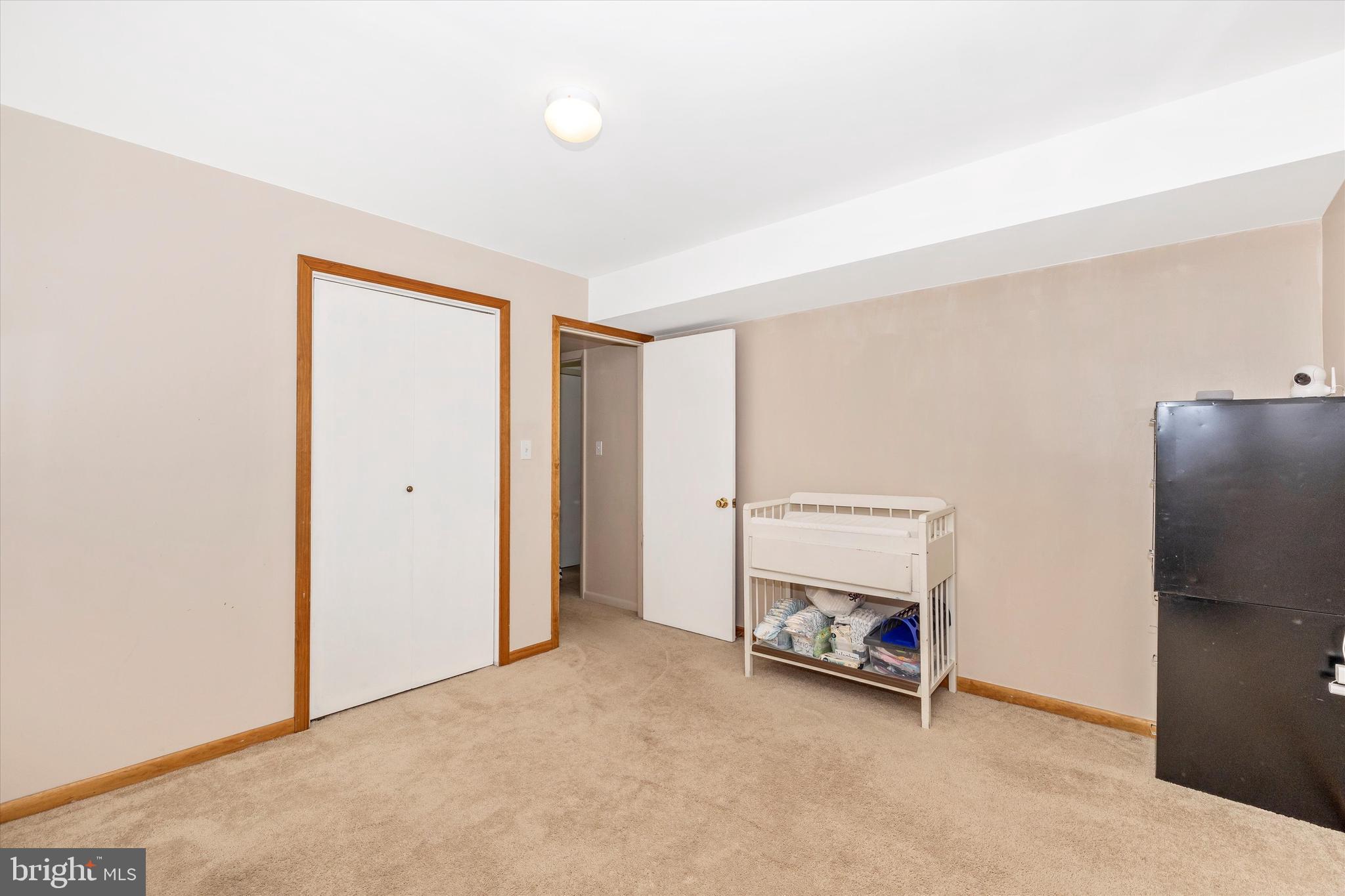 SUNNYBROOK FARMS - Residential