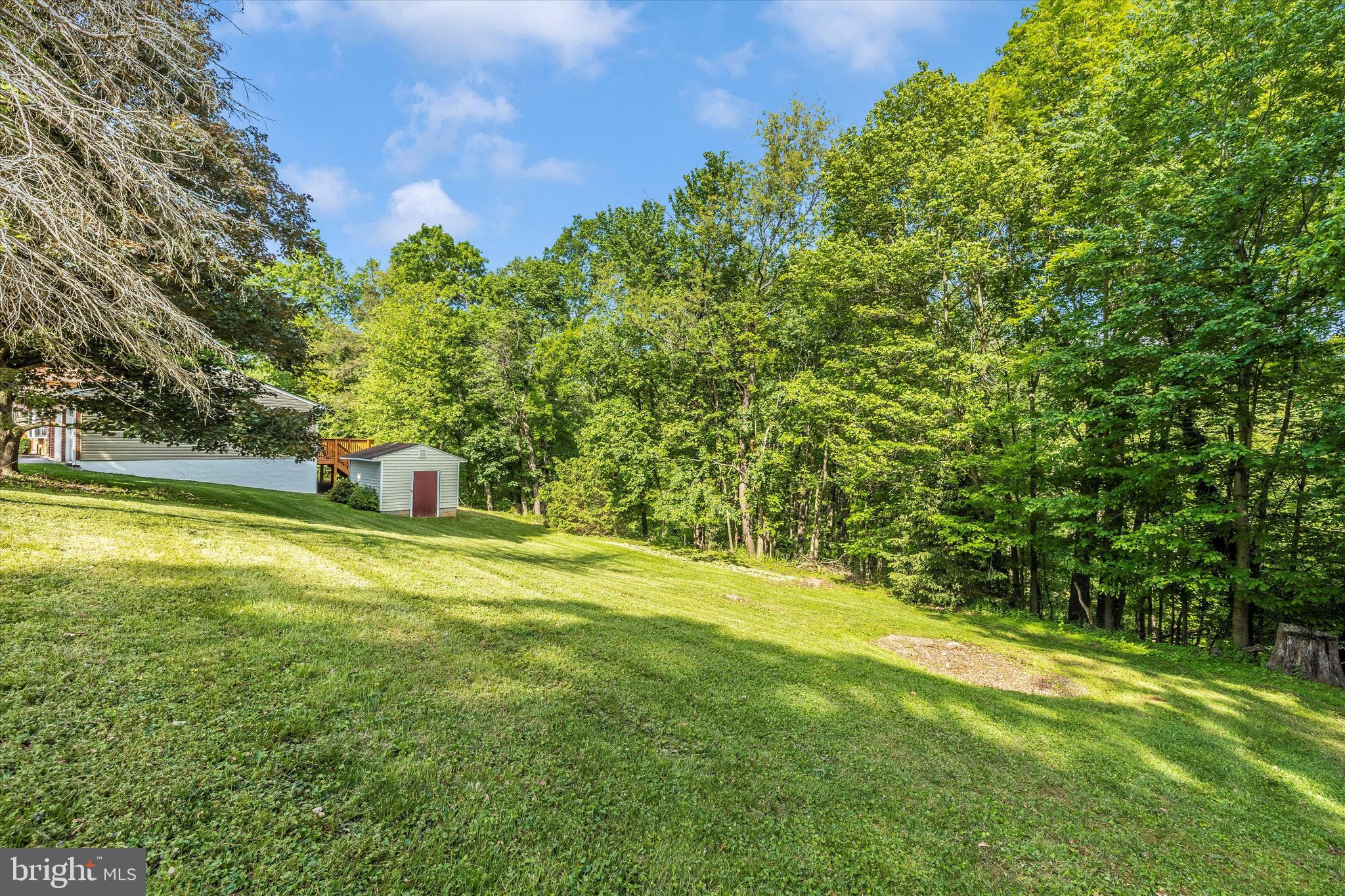SUNNYBROOK FARMS - Residential