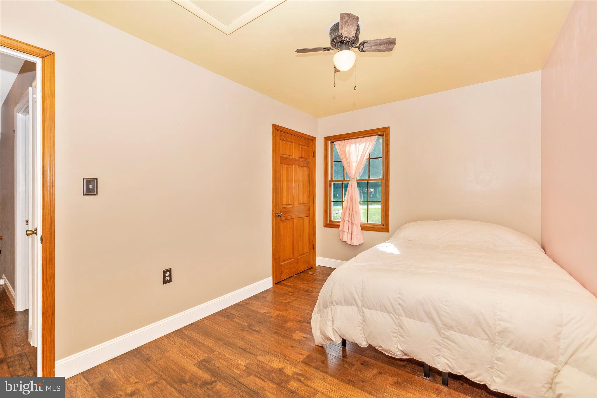 SUNNYBROOK FARMS - Residential