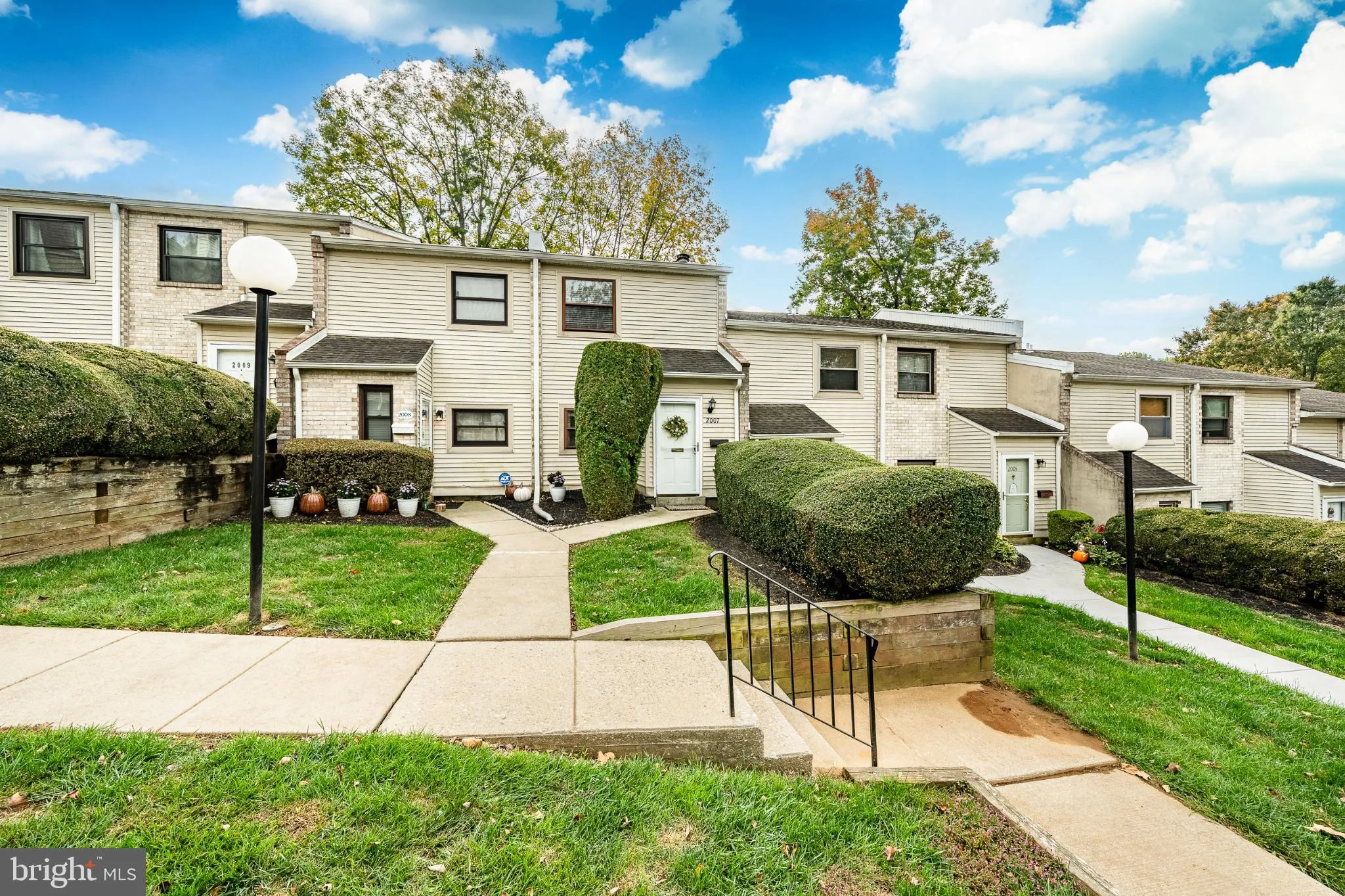 West Chester, Pennsylvania 19382, United States, 2 Bedrooms Bedrooms, ,2 BathroomsBathrooms,Residential,Active,231645