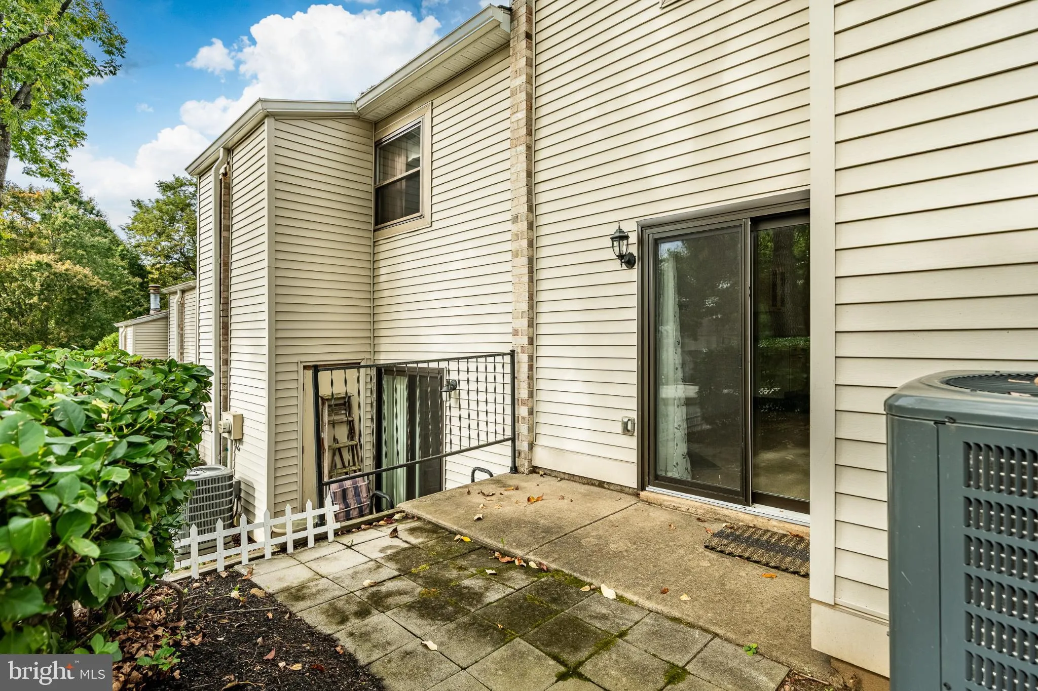 West Chester, Pennsylvania 19382, United States, 2 Bedrooms Bedrooms, ,2 BathroomsBathrooms,Residential,Active,231645