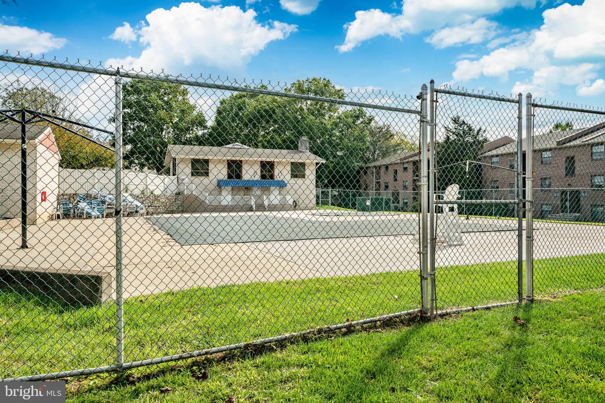 West Chester, Pennsylvania 19382, United States, 2 Bedrooms Bedrooms, ,2 BathroomsBathrooms,Residential,Active,231645