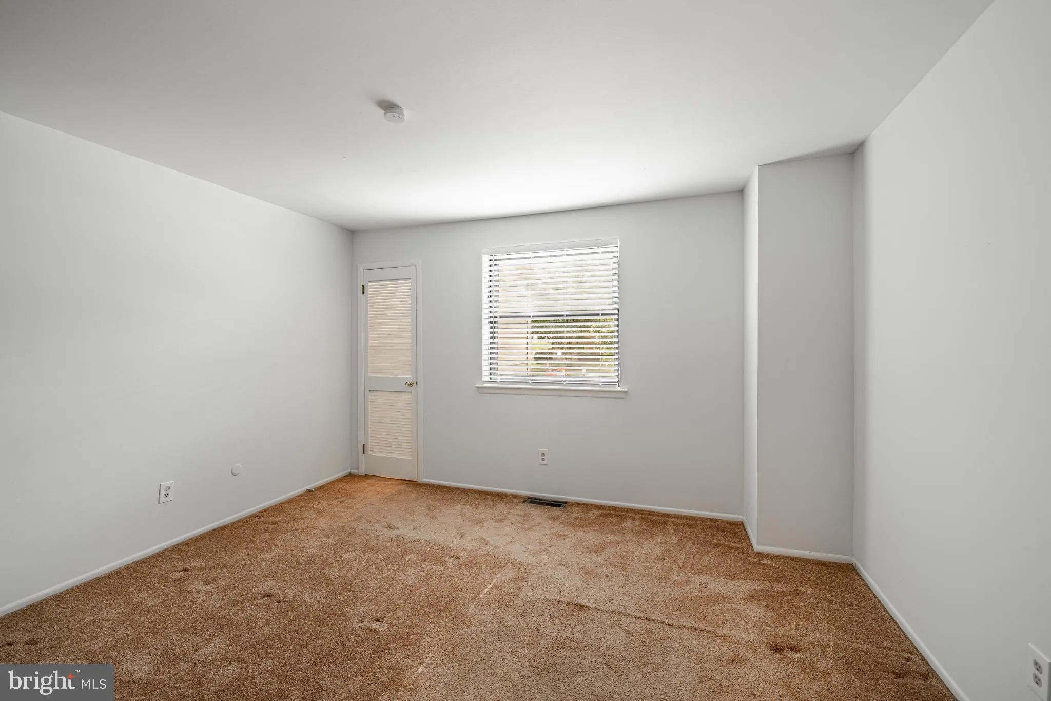 West Chester, Pennsylvania 19382, United States, 2 Bedrooms Bedrooms, ,2 BathroomsBathrooms,Residential,Active,231645