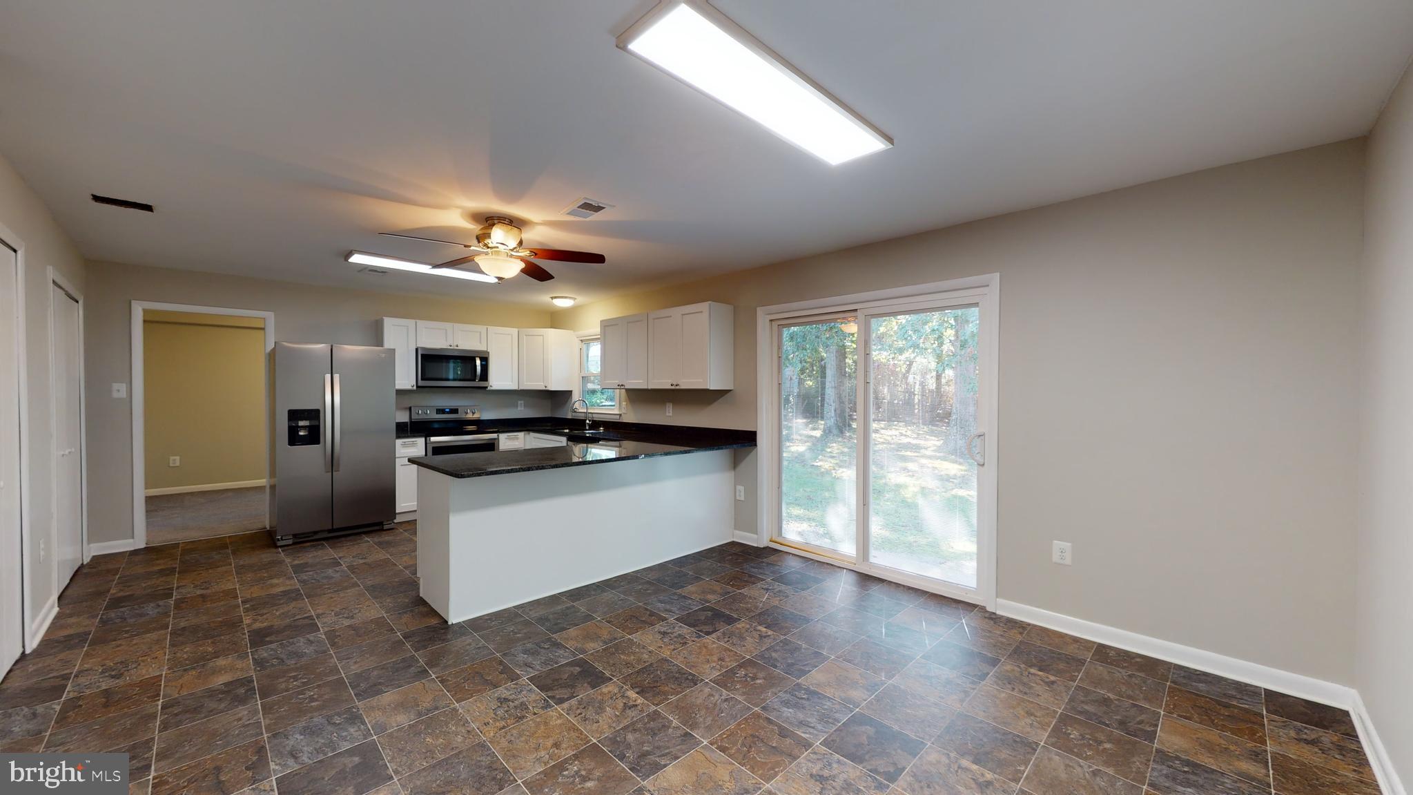 STRAWBERRY HILL EST SUB - Residential