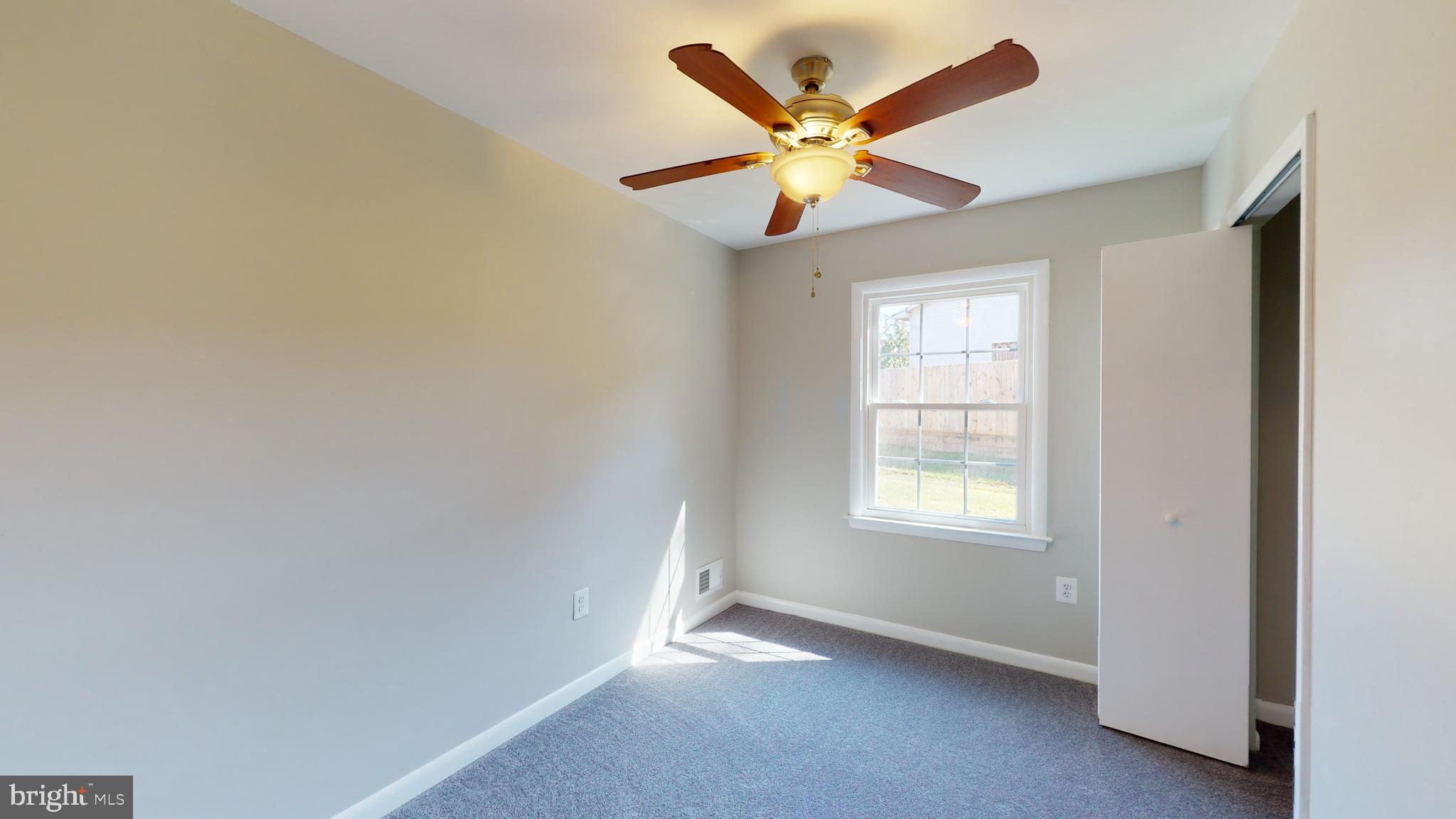 STRAWBERRY HILL EST SUB - Residential