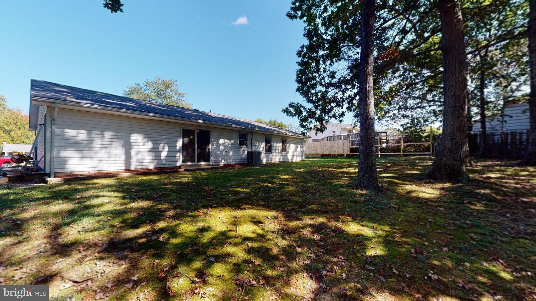 STRAWBERRY HILL EST SUB - Residential