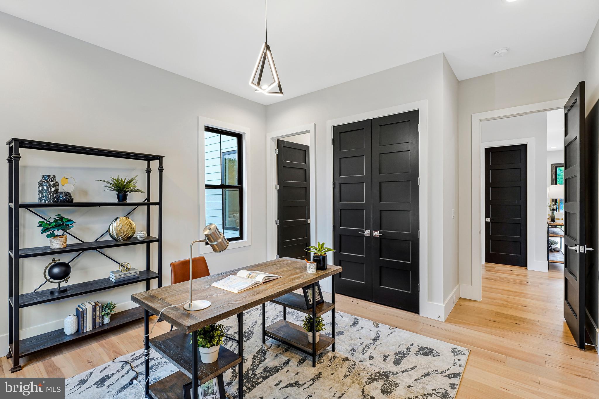 OAKTON - Residential