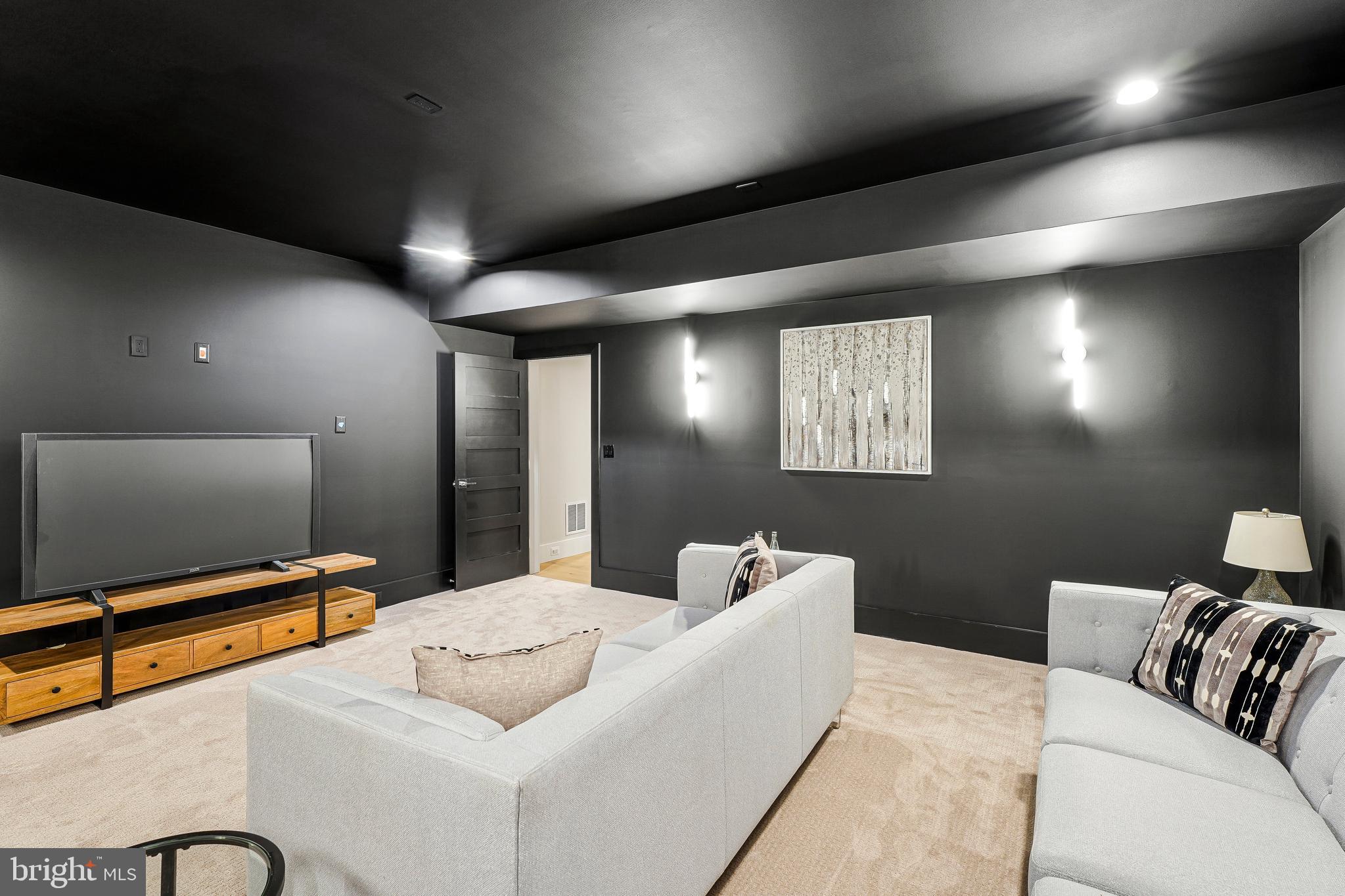 OAKTON - Residential