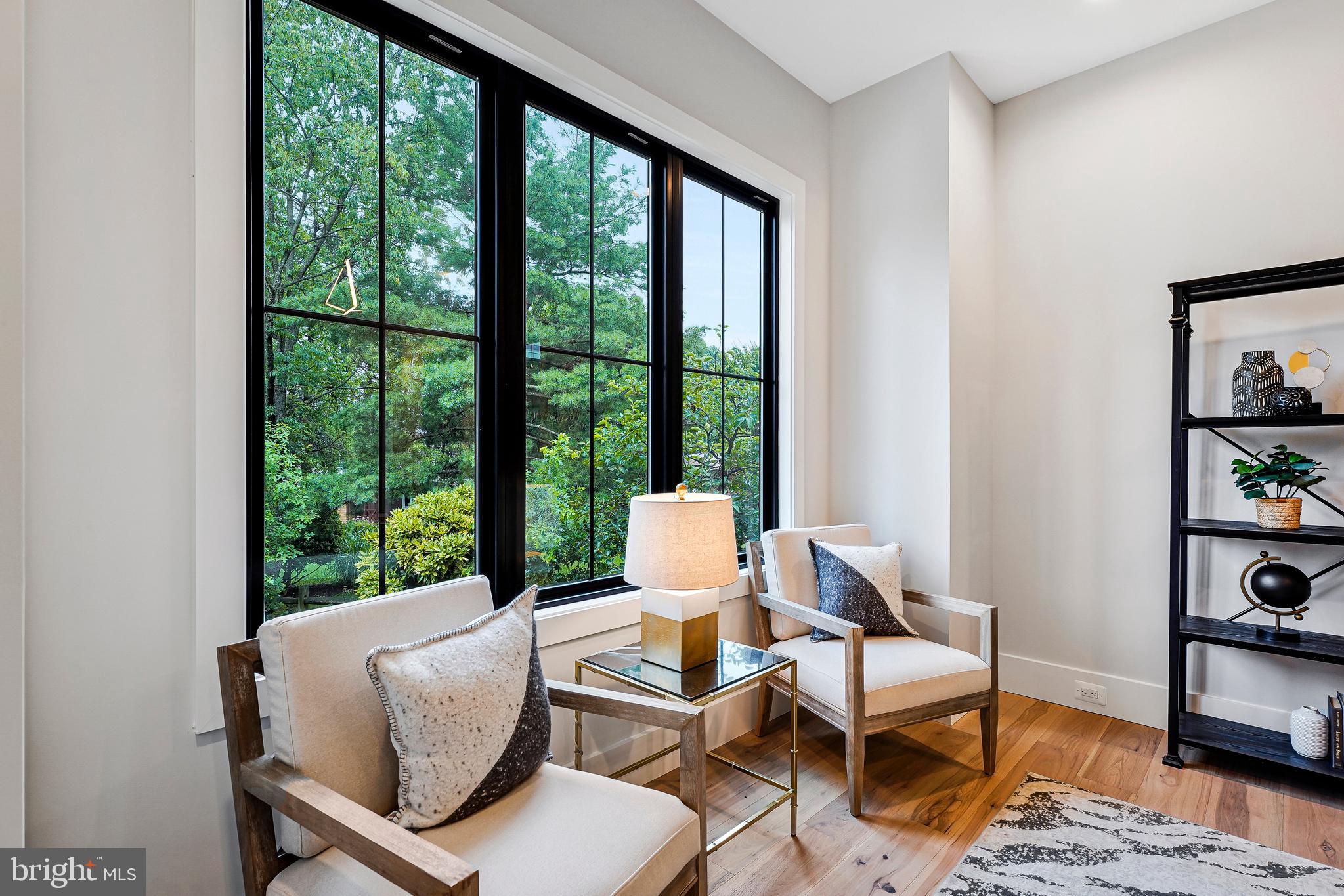 OAKTON - Residential